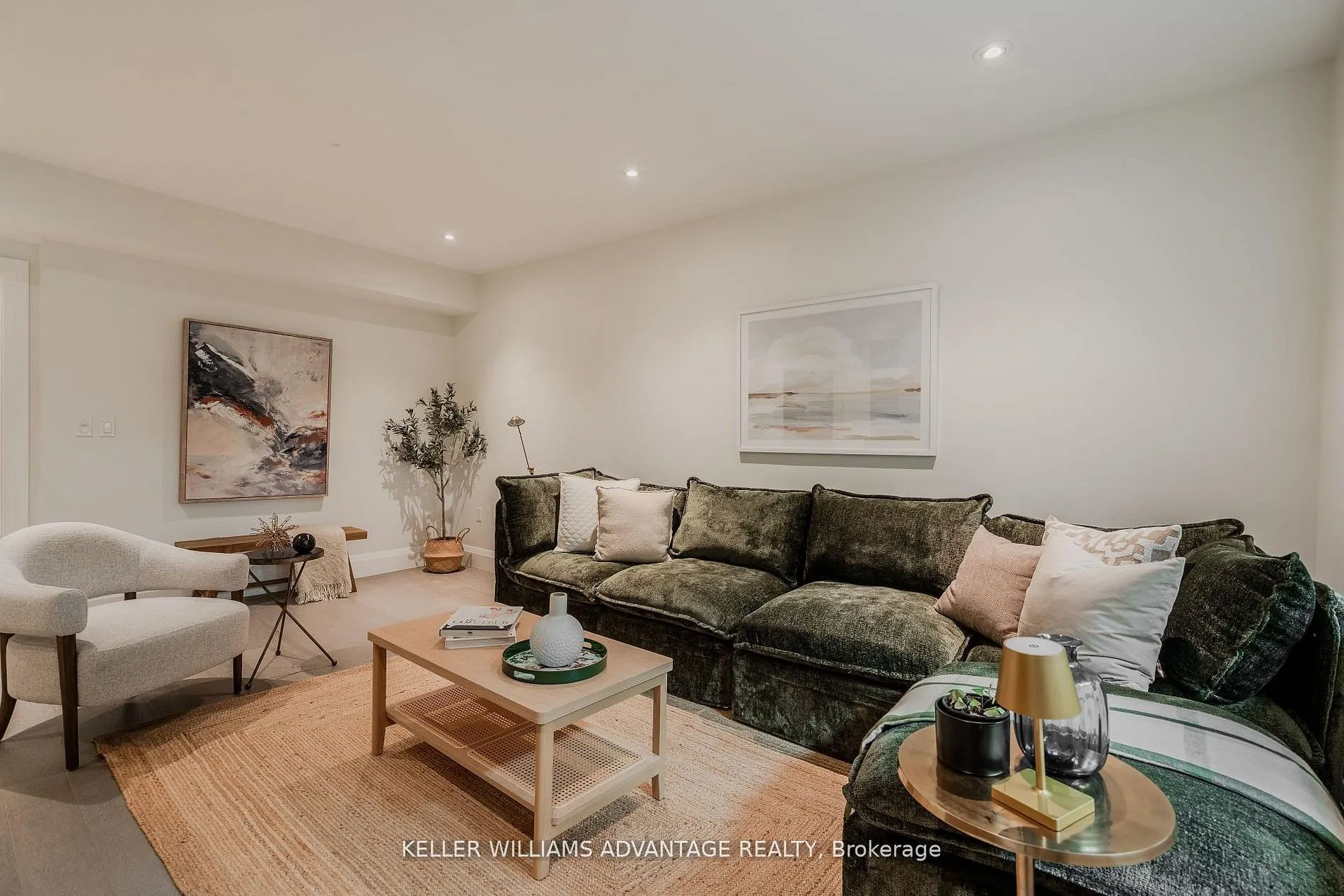 35 Duart Park Road #Lower