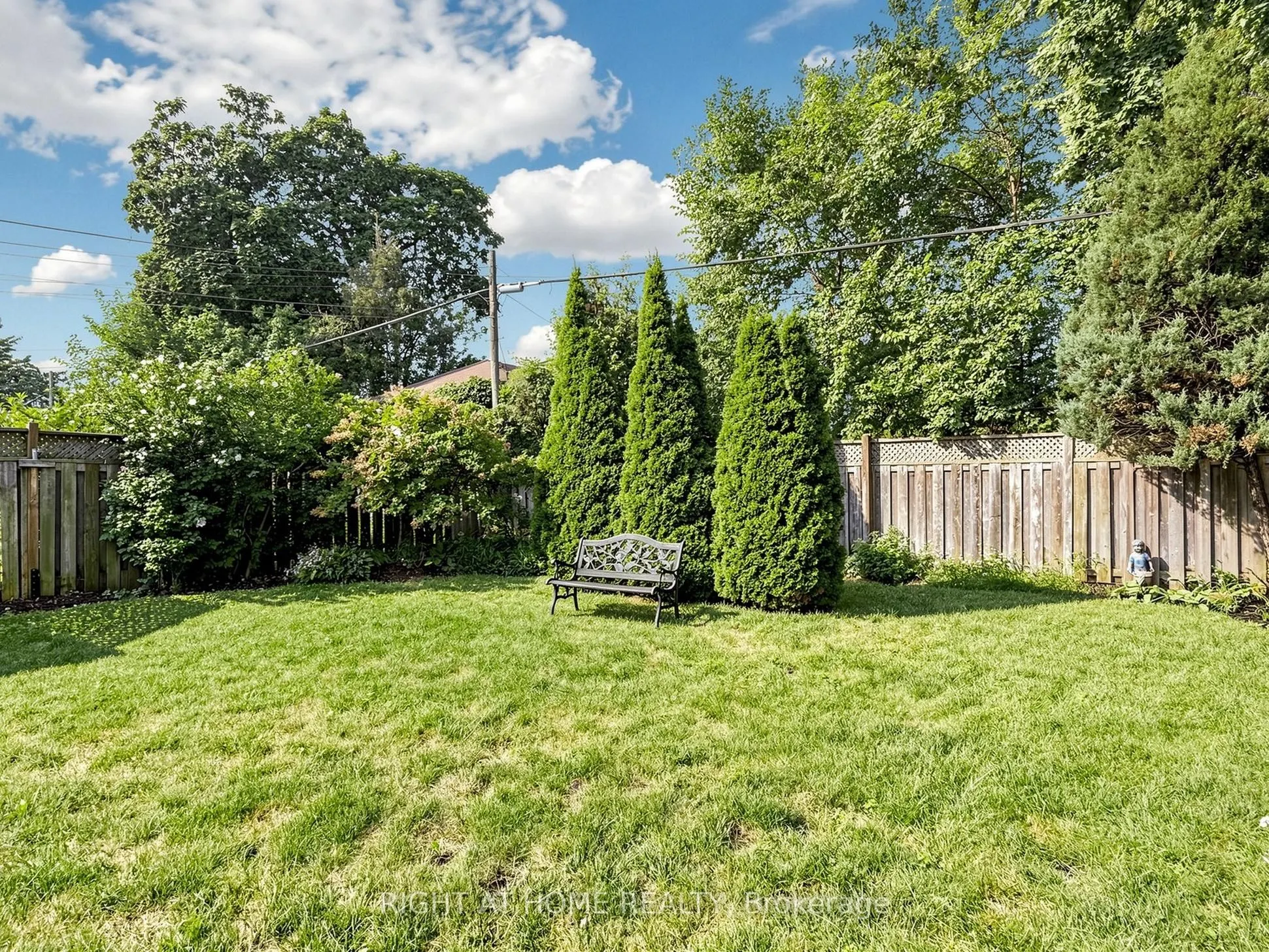 36 Joanna Drive E