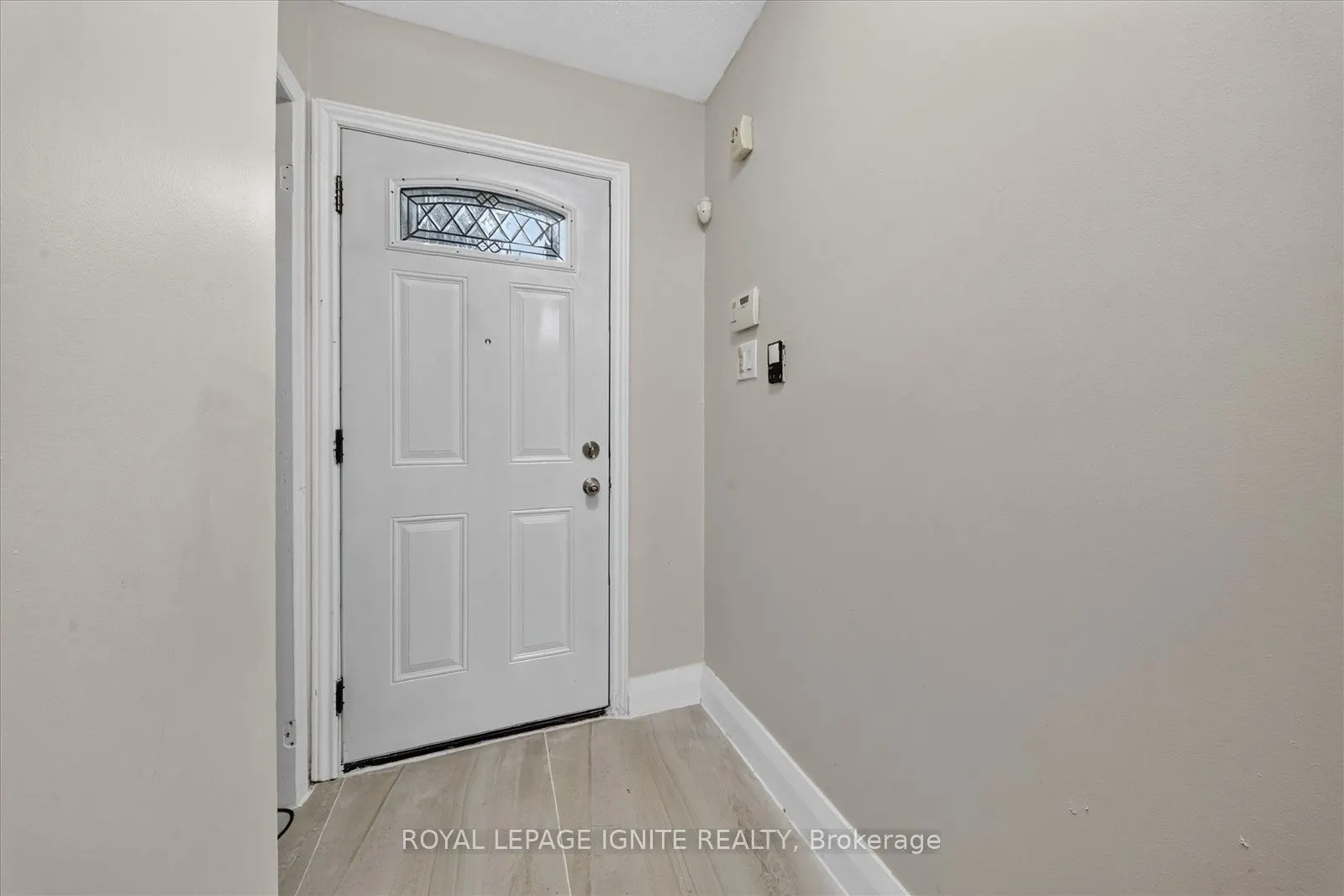 200 Murison Boulevard #33