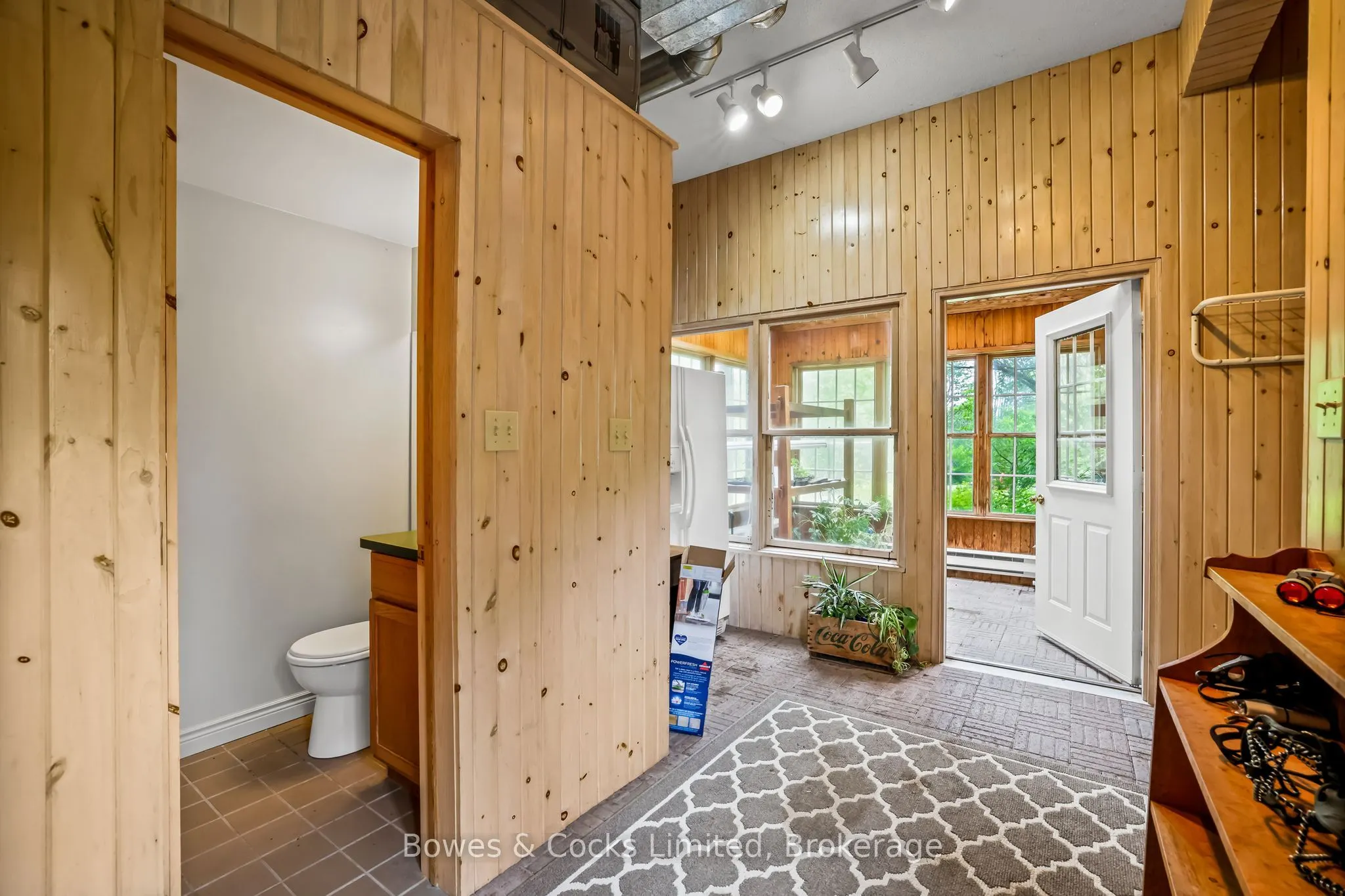 3255 Pollard Road