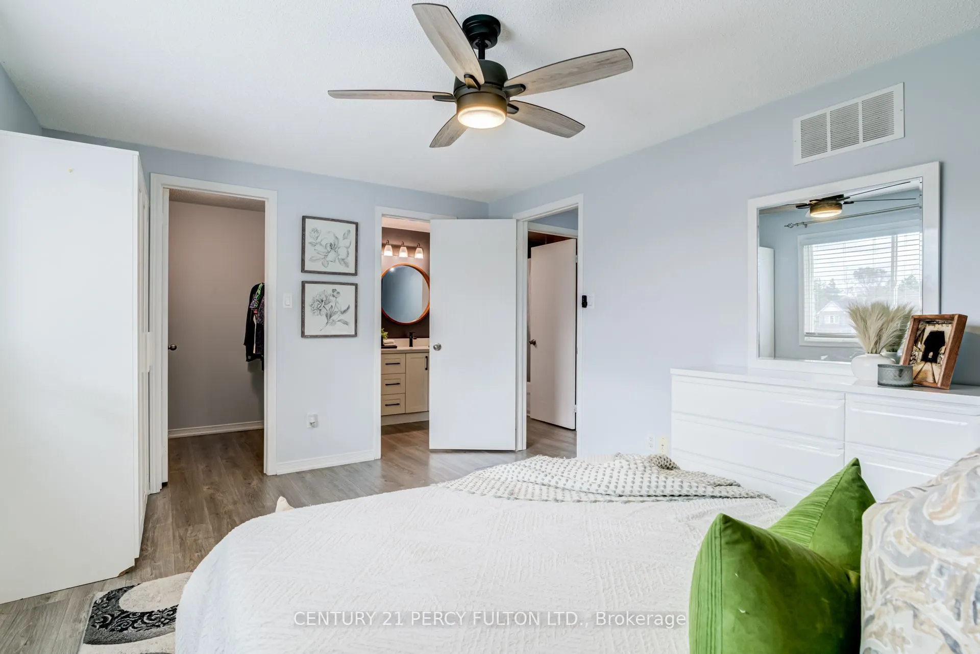 1842 Dalhousie Crescent