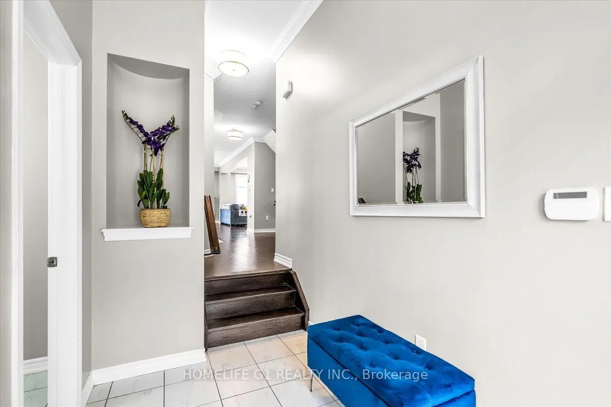 47 Holyrod Drive