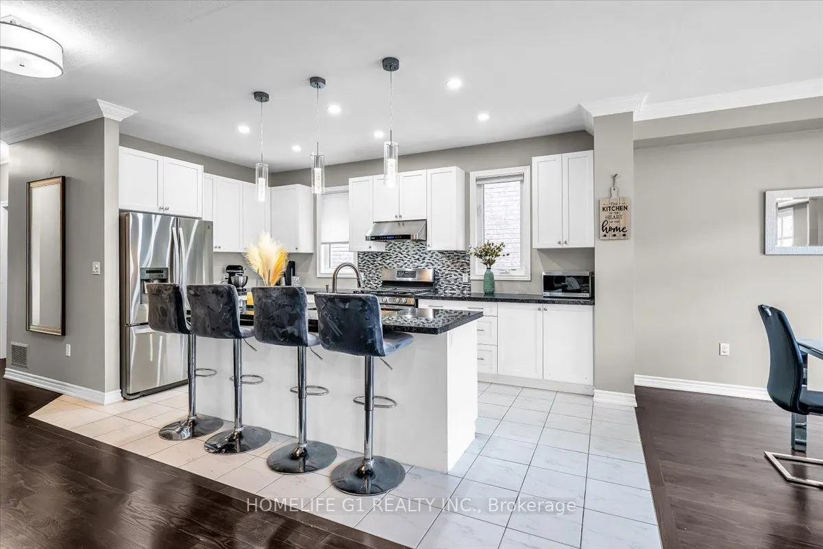 47 Holyrod Drive