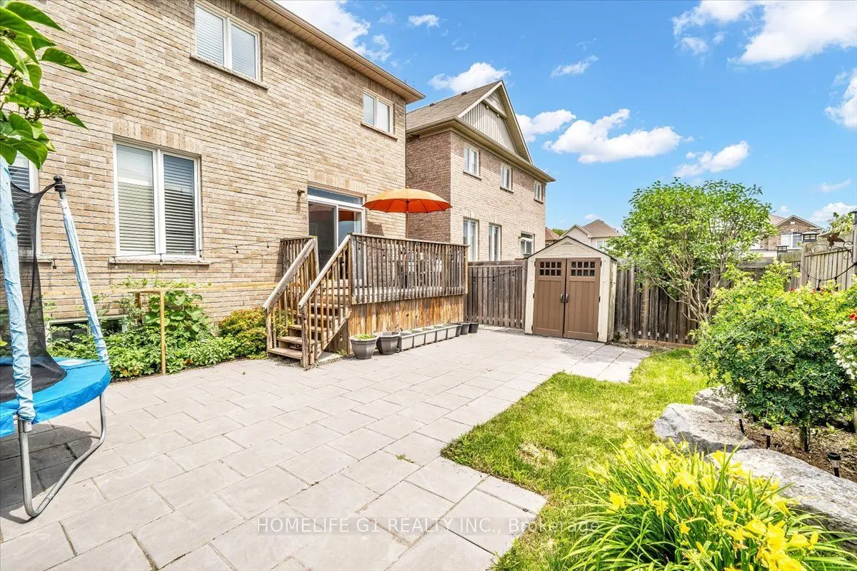47 Holyrod Drive