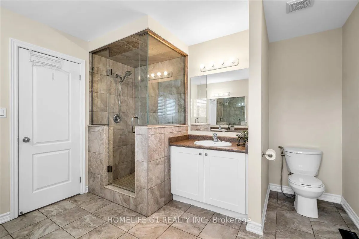 47 Holyrod Drive