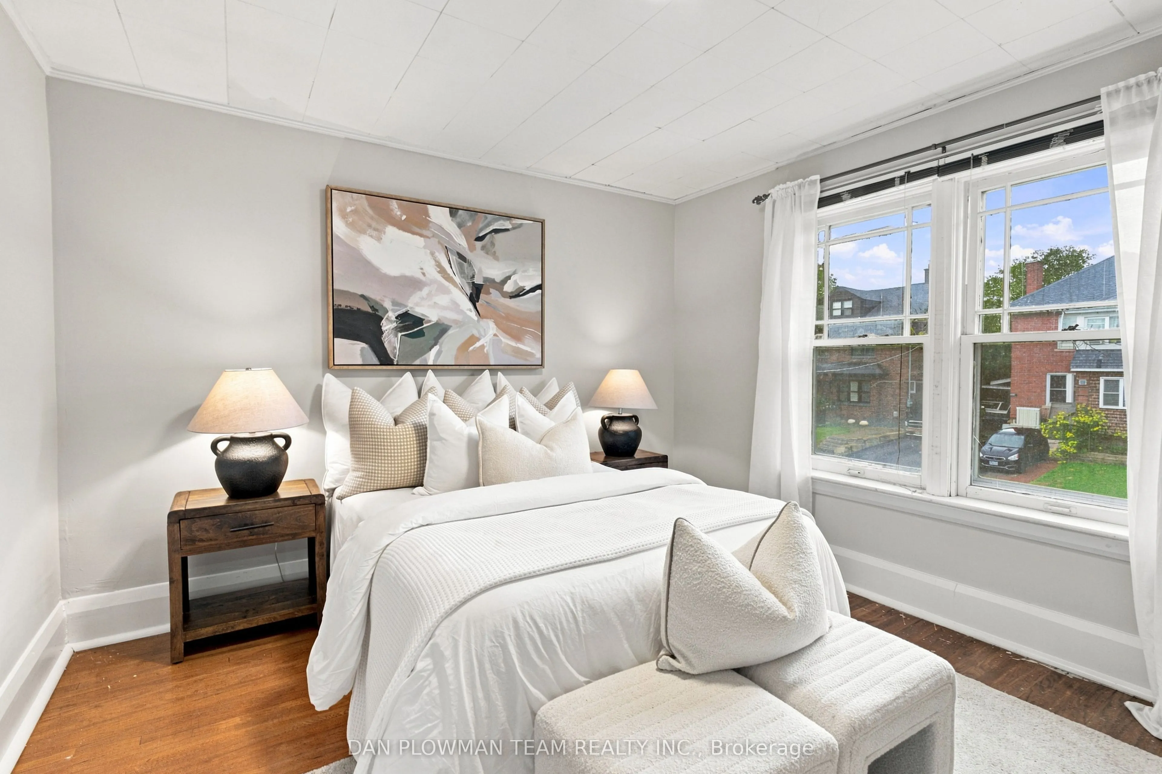307 William Street E