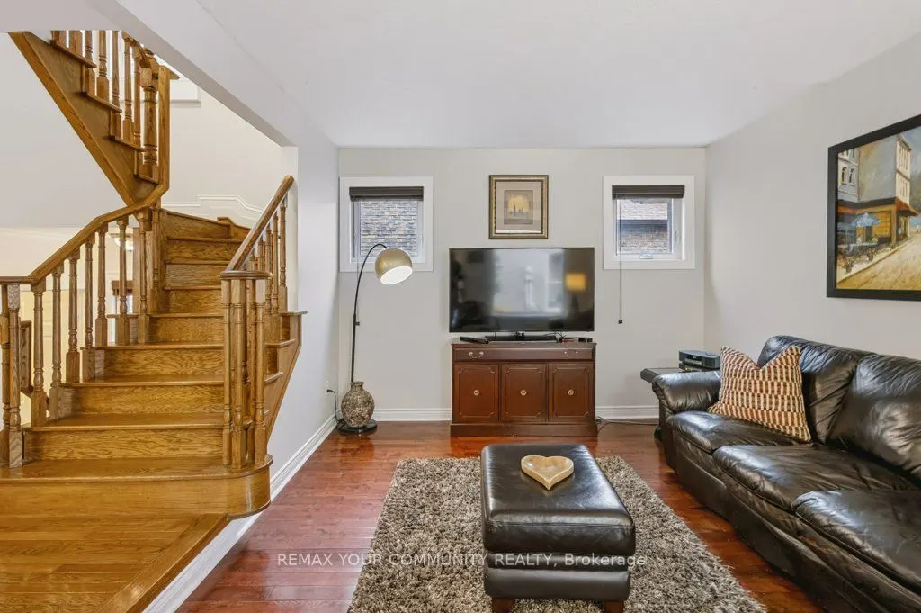 30 Radford Drive