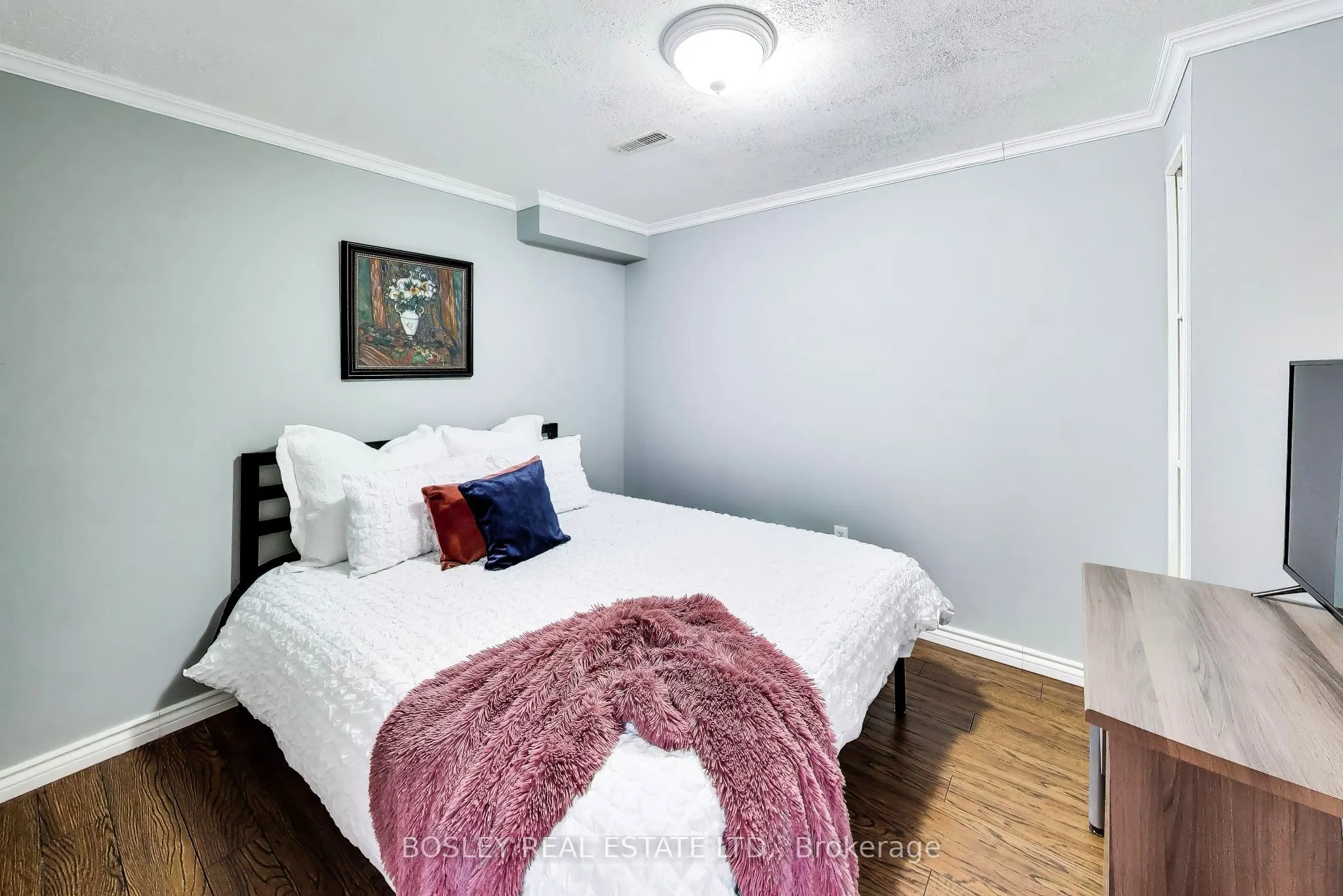 57 Longueuil Place