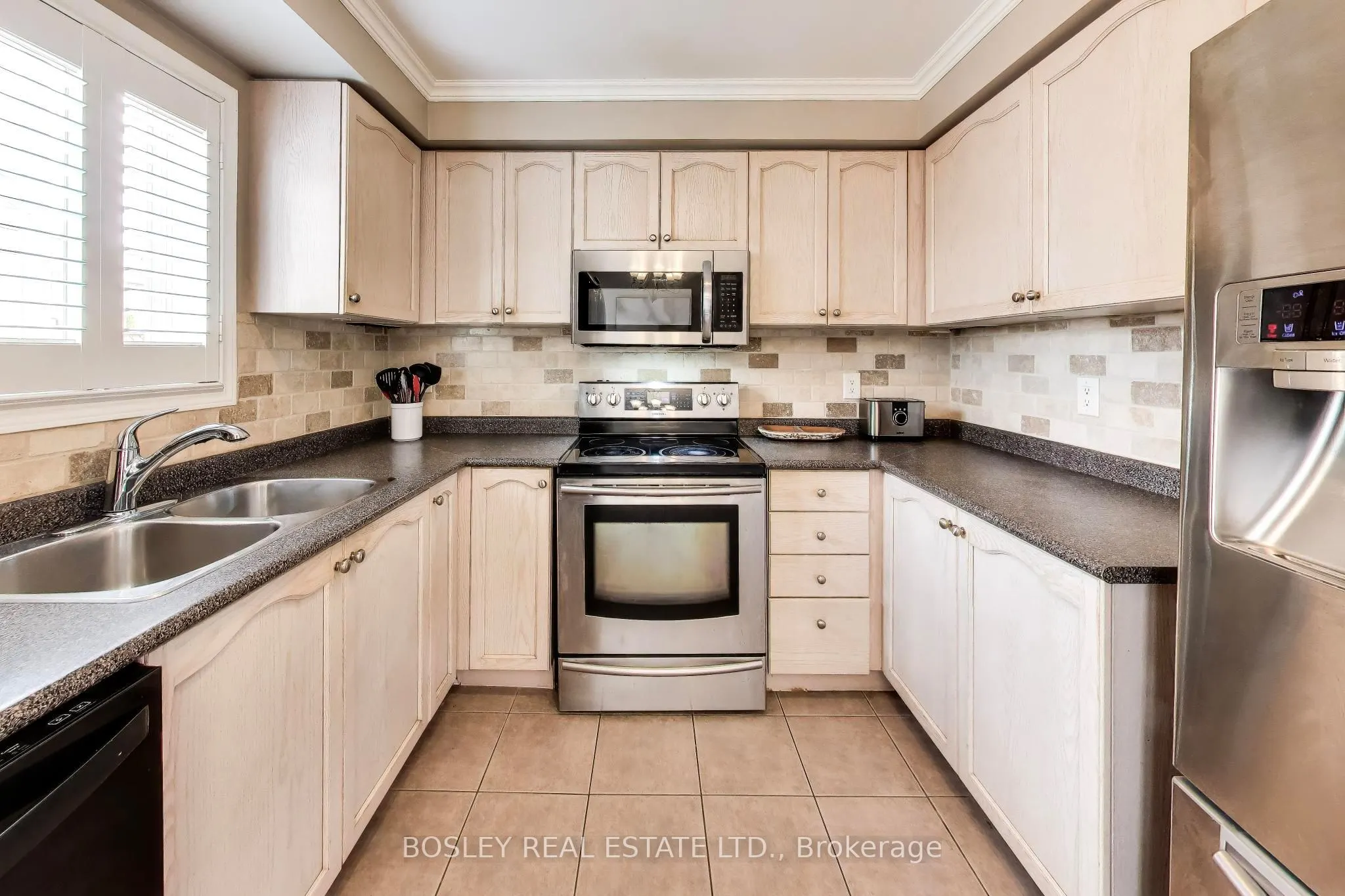 57 Longueuil Place