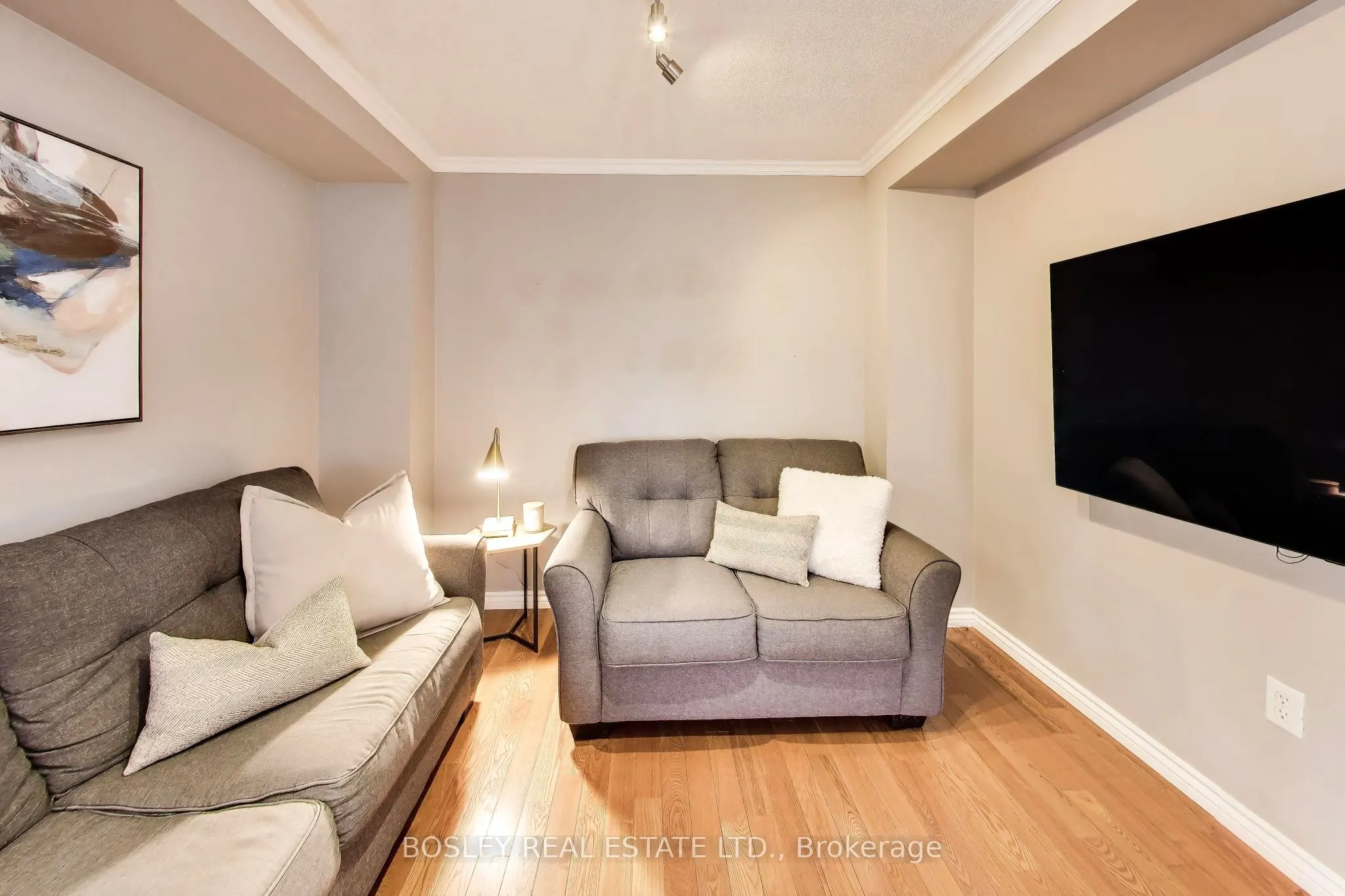 57 Longueuil Place
