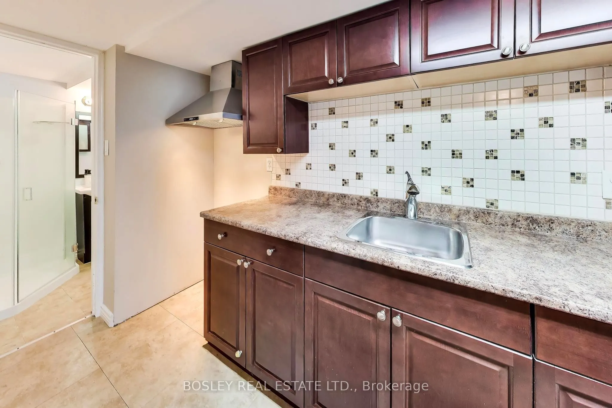 57 Longueuil Place