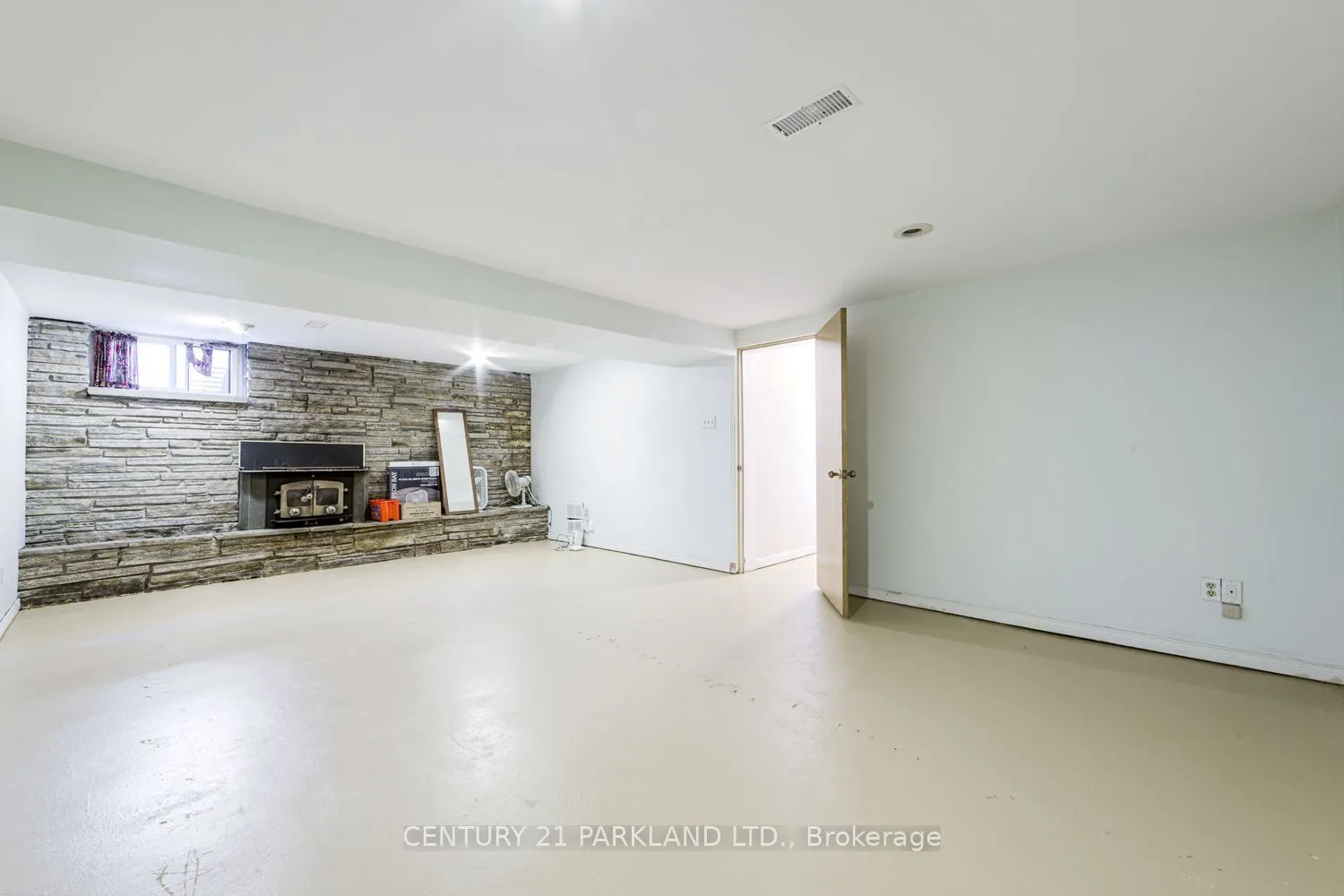 22 Waterfield Drive