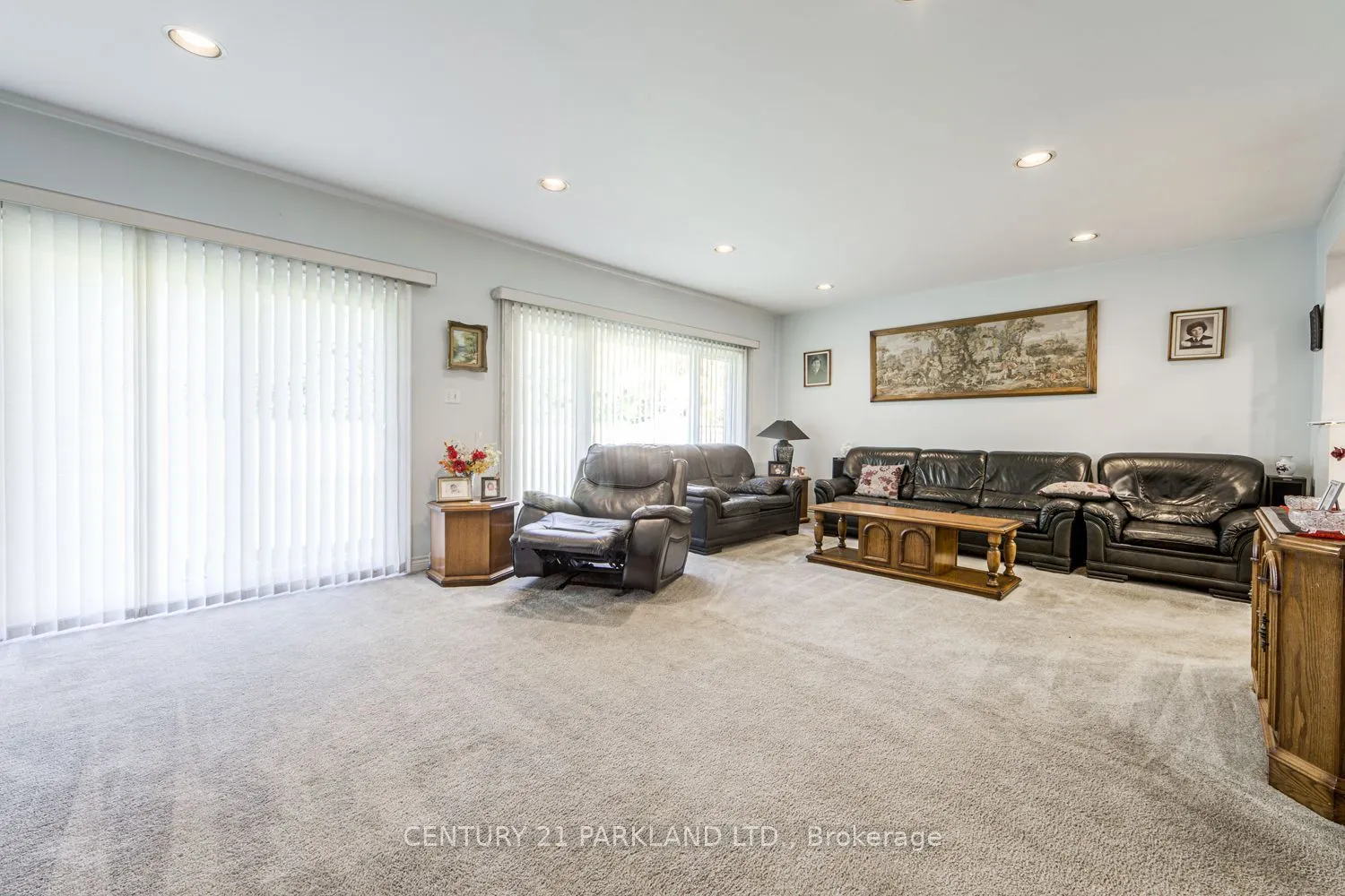 22 Waterfield Drive