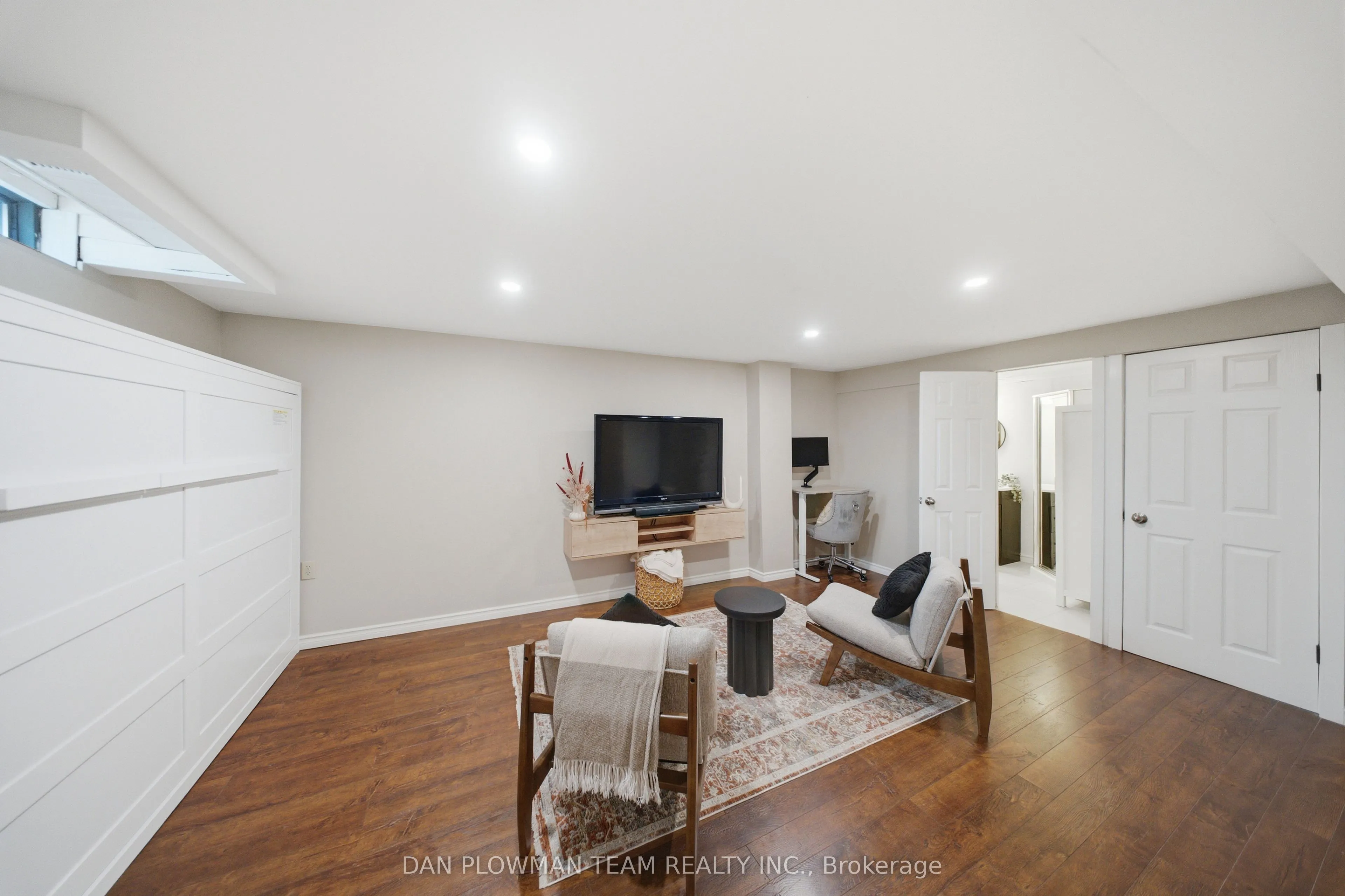1204 Southdale Avenue