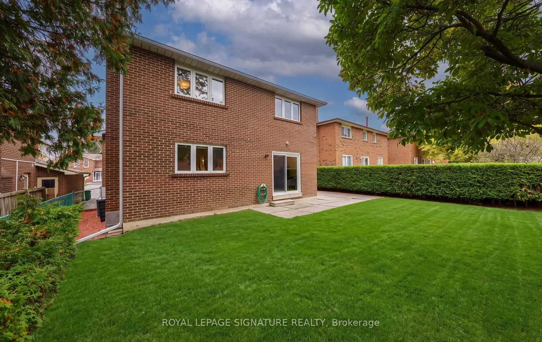68 Ellenhall Square