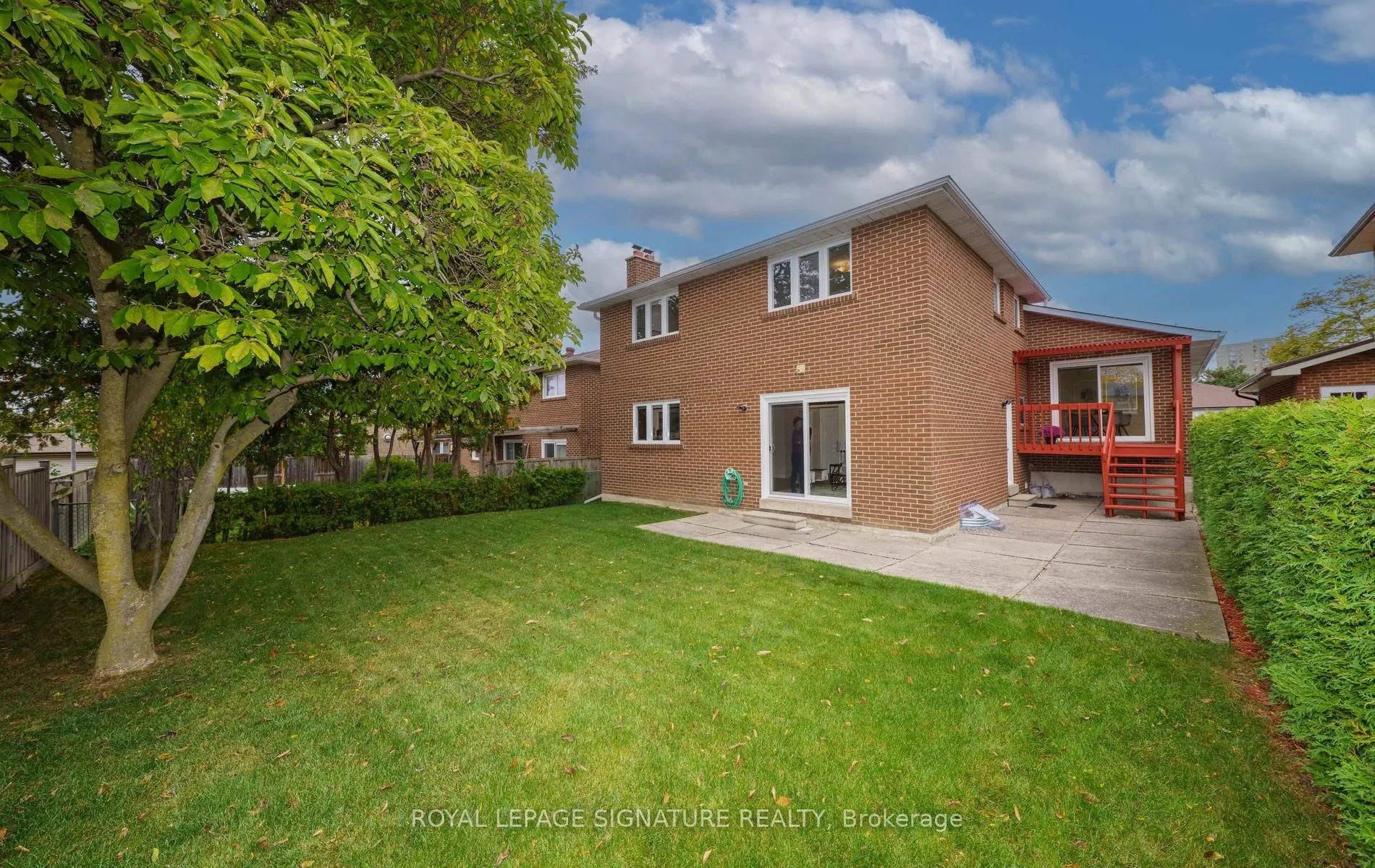 68 Ellenhall Square