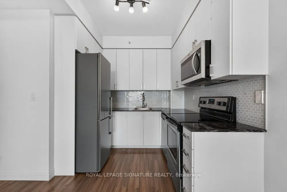 22 East Haven Drive #1010