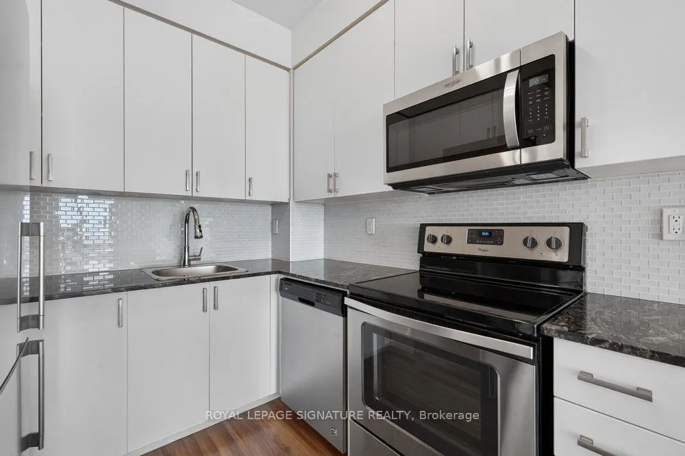 22 East Haven Drive #1010