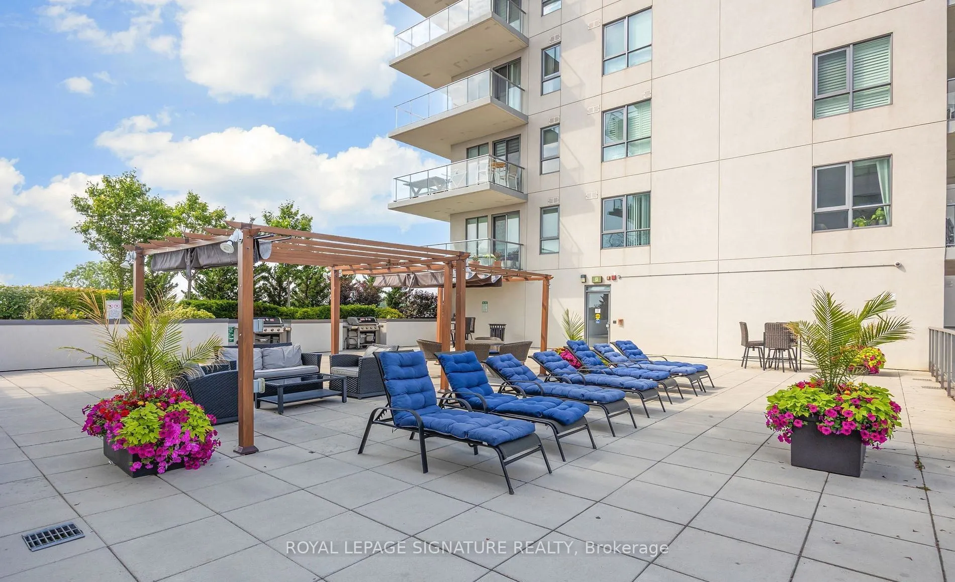 22 East Haven Drive #1010