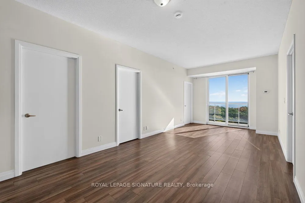 22 East Haven Drive #1010