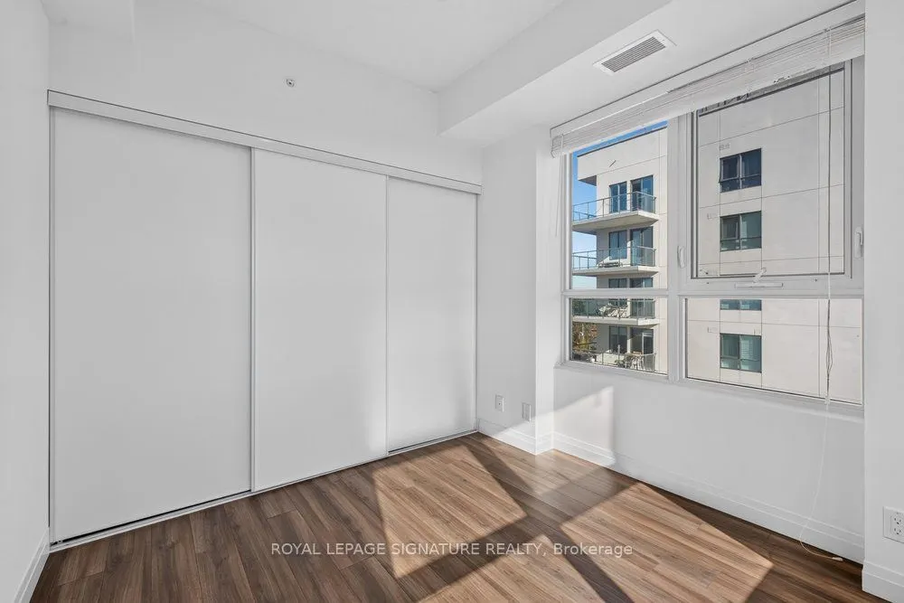 22 East Haven Drive #1010