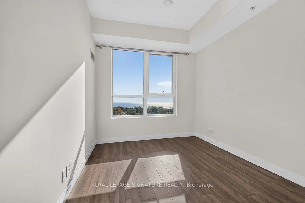 22 East Haven Drive #1010