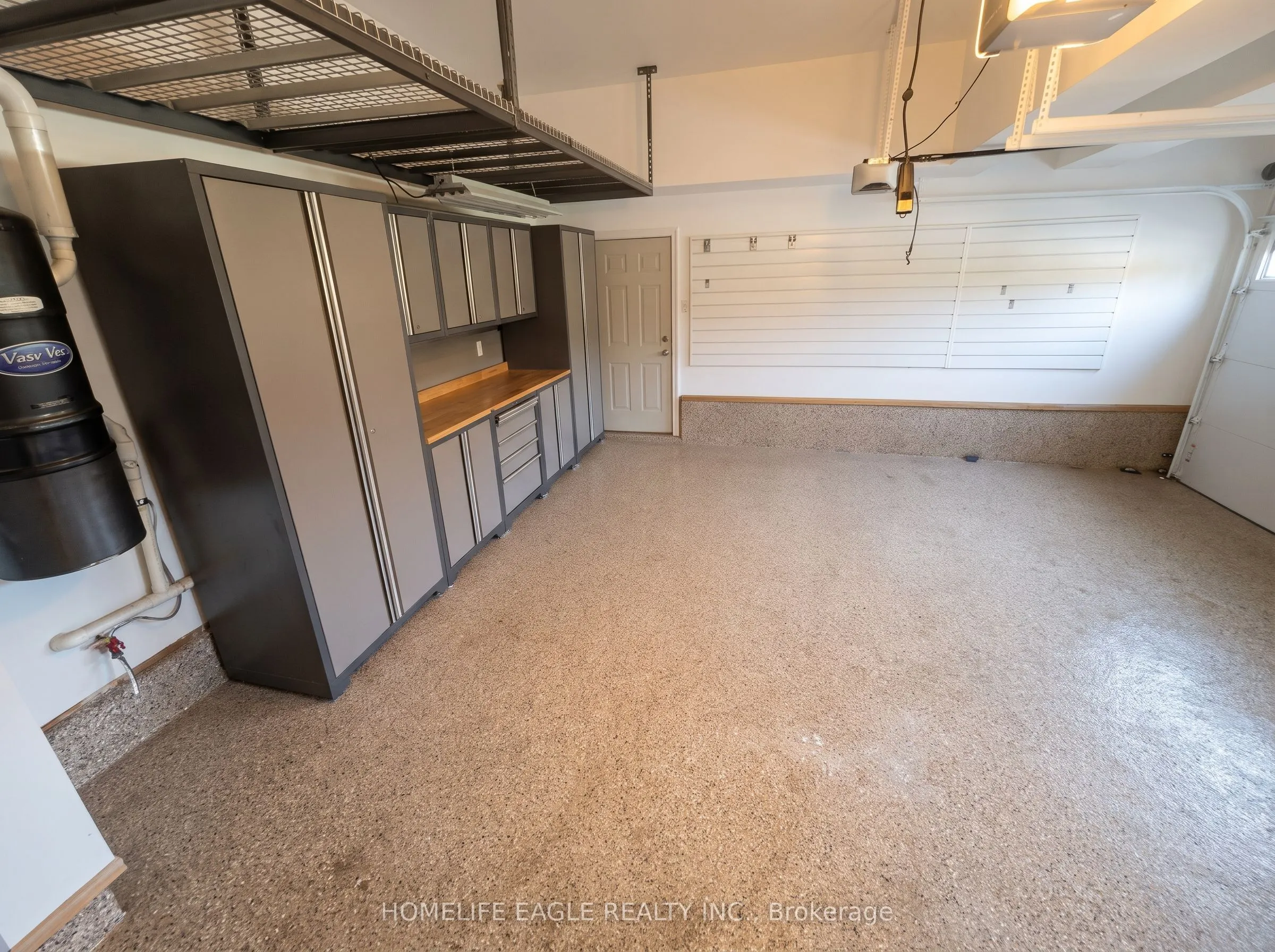 82 Roberson Drive