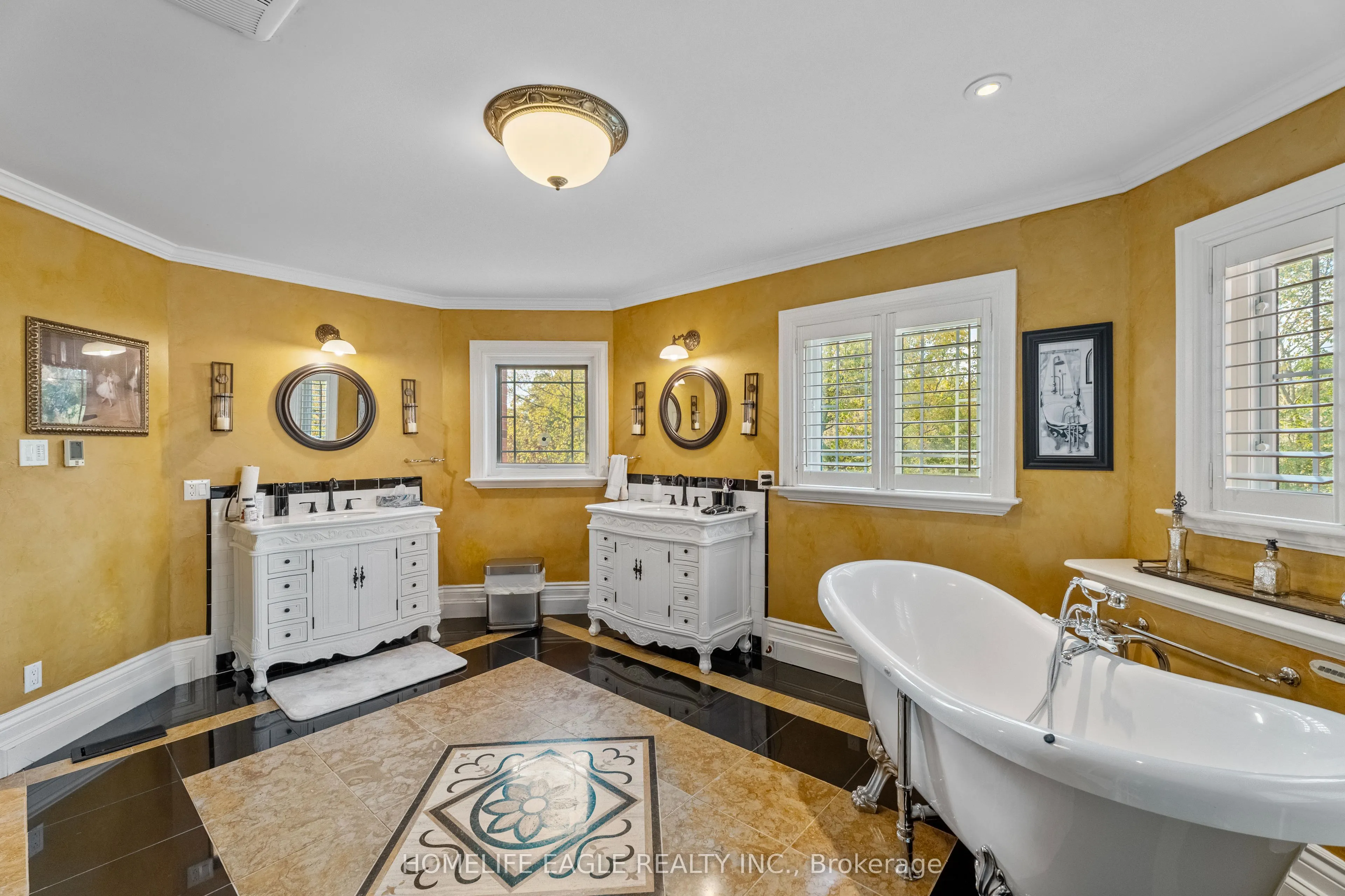 82 Roberson Drive