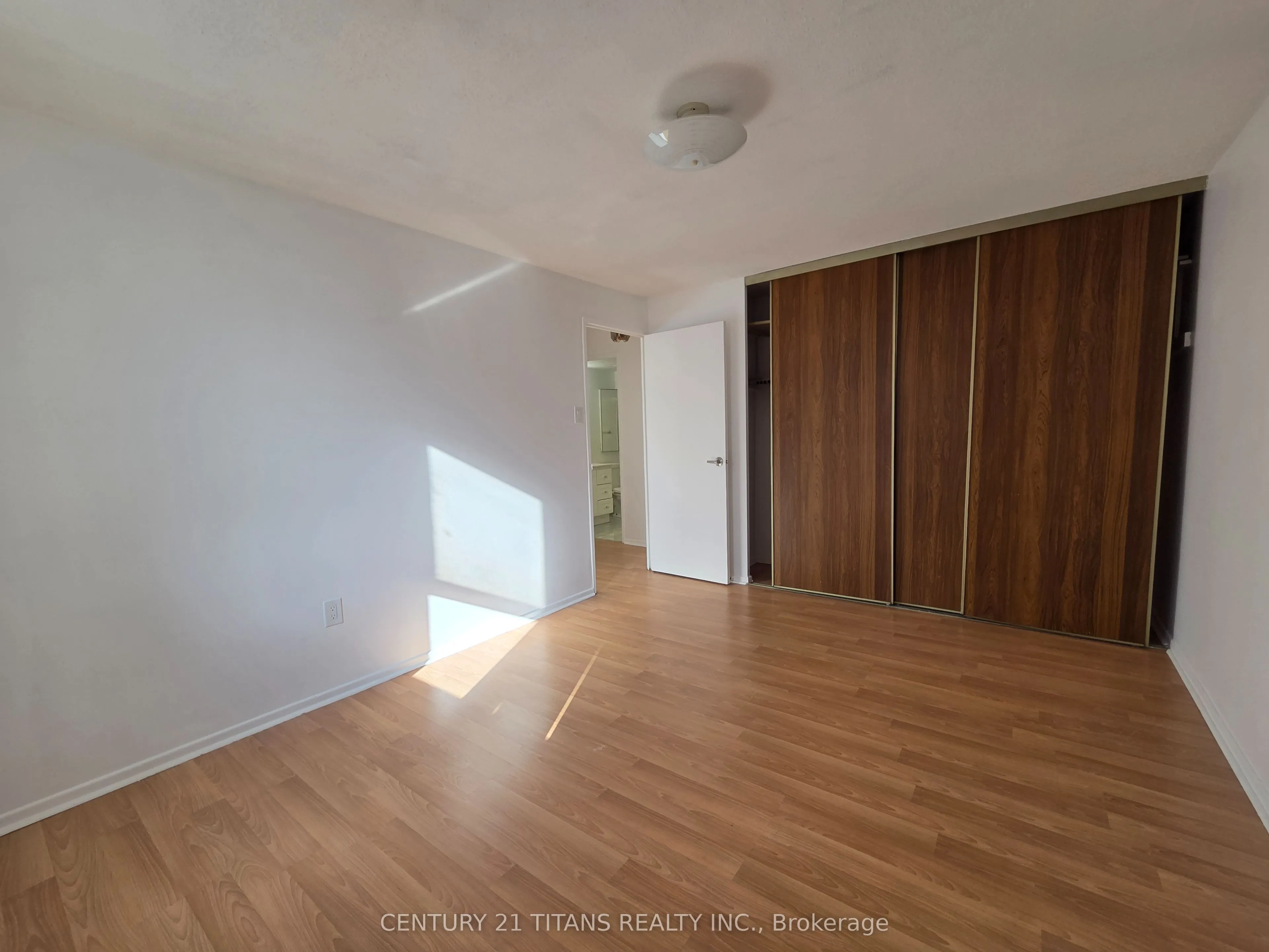 270 Palmdale Drive #510