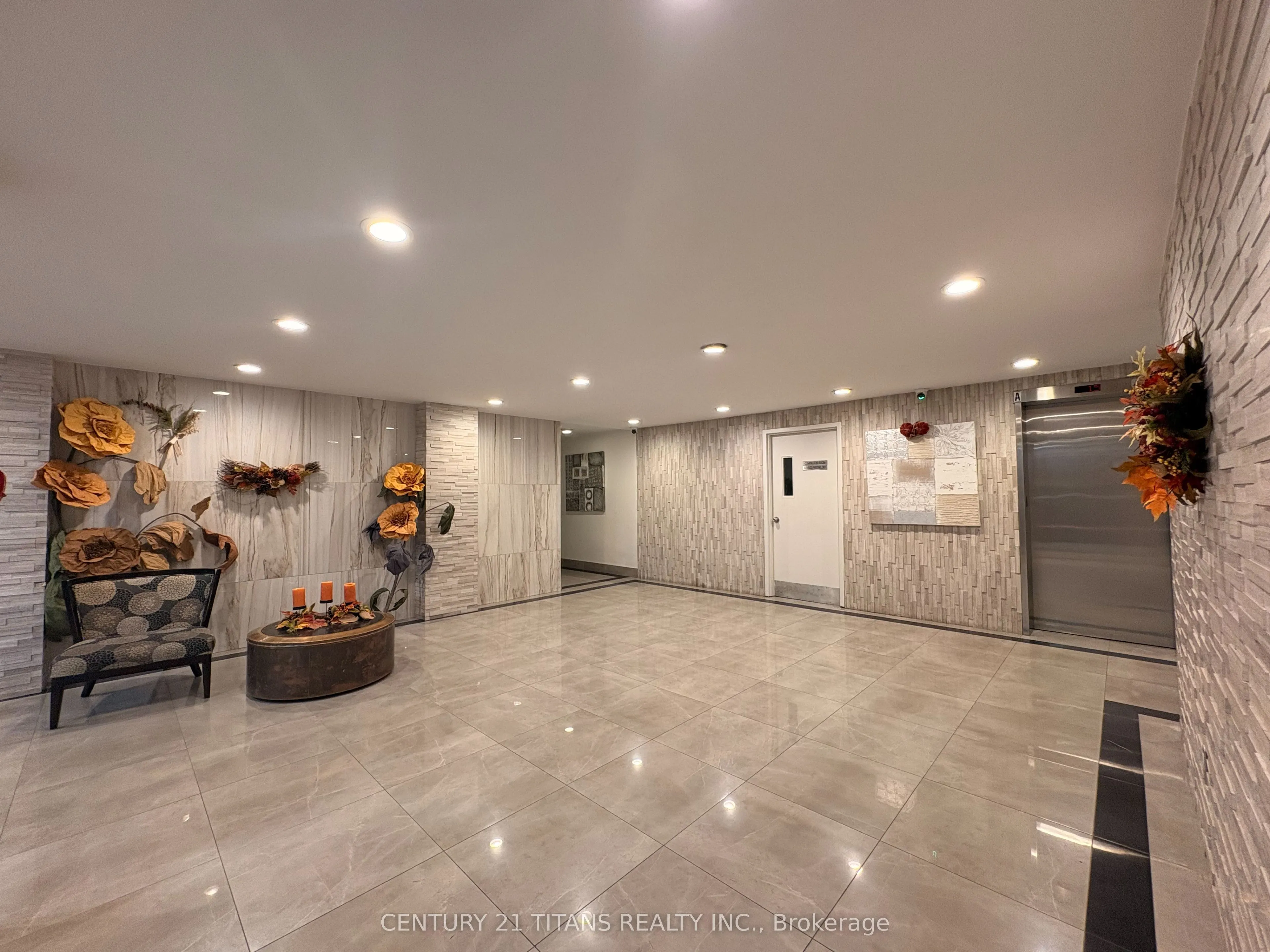 270 Palmdale Drive #510