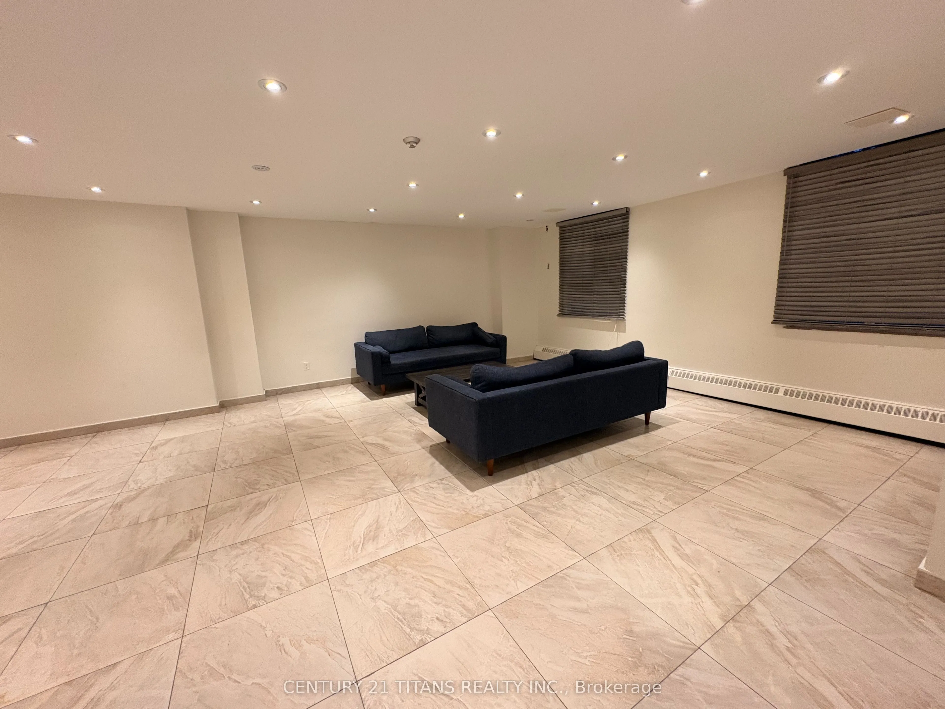 270 Palmdale Drive #510