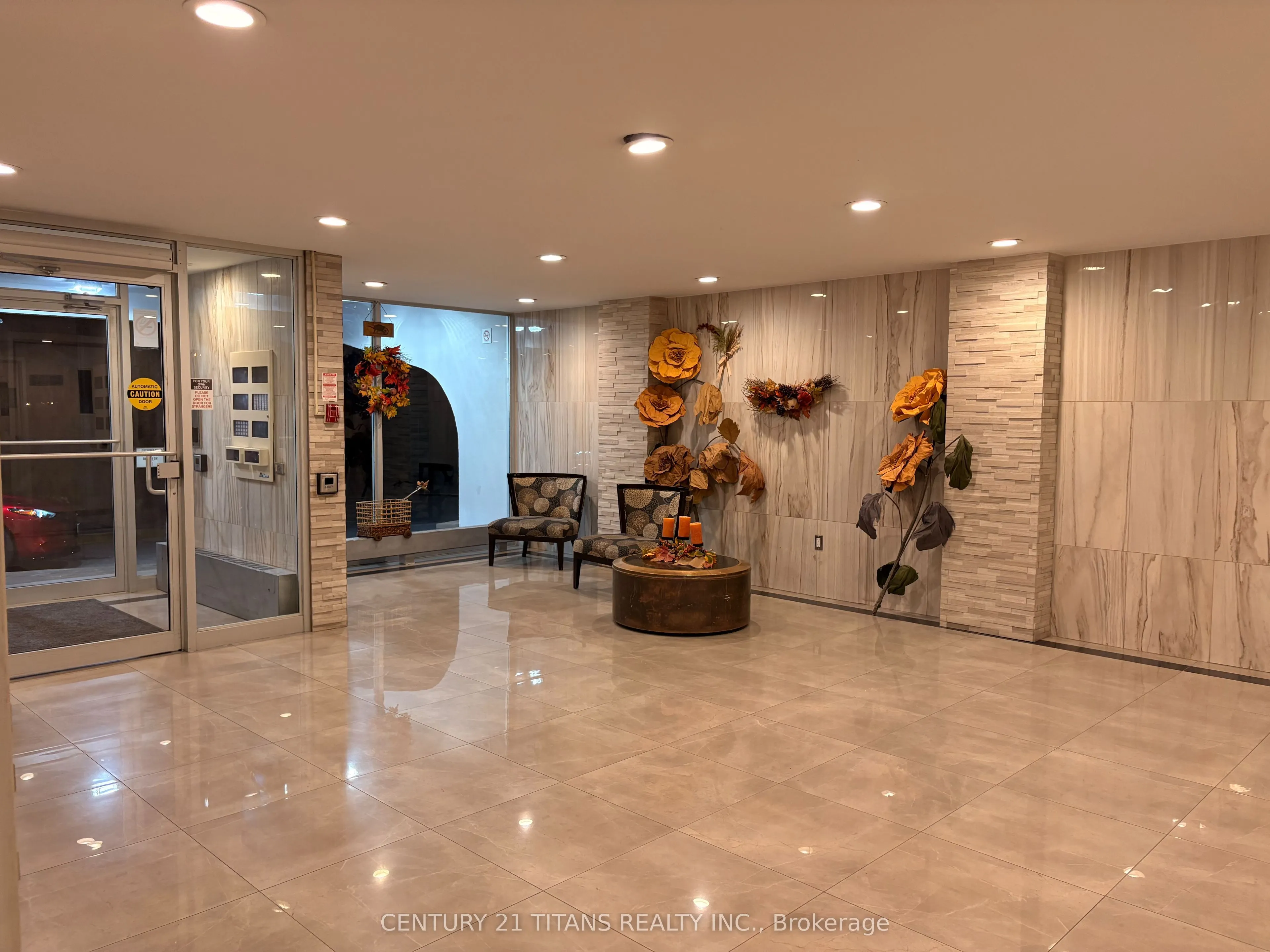 270 Palmdale Drive #510