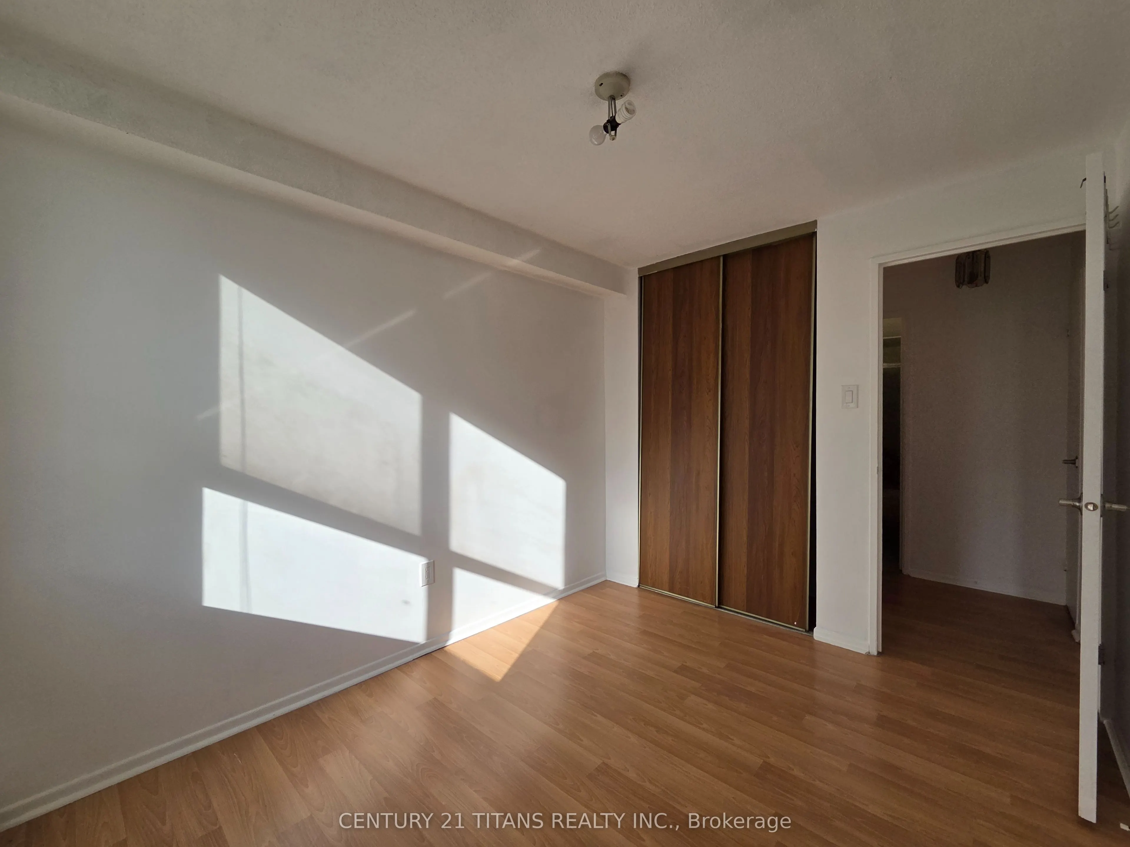 270 Palmdale Drive #510