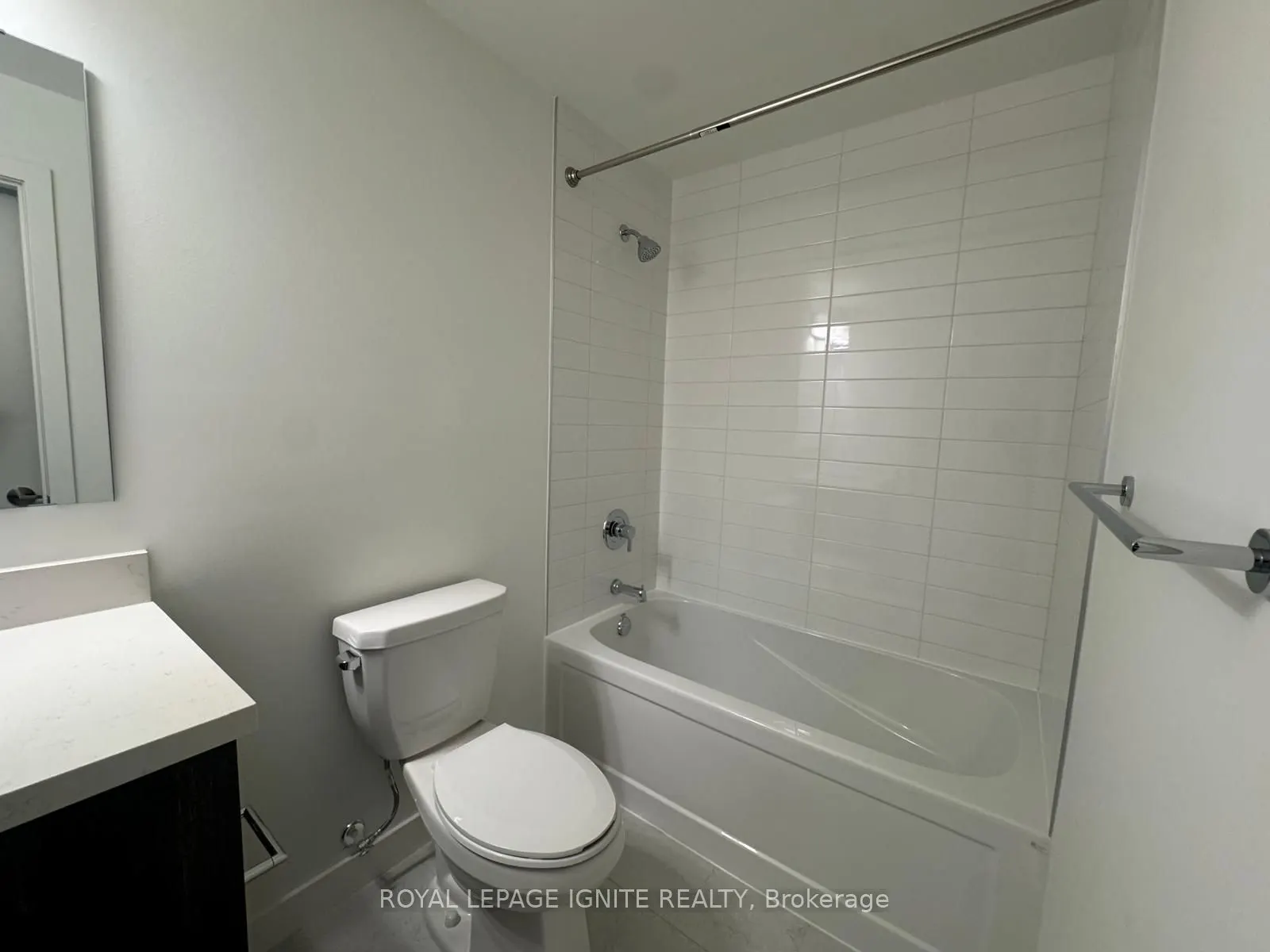 51 Clarington Boulevard #810