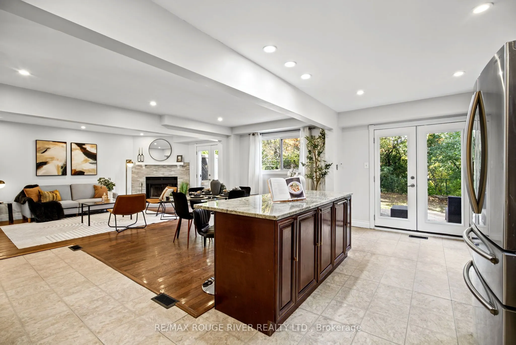 7 Greenview Court