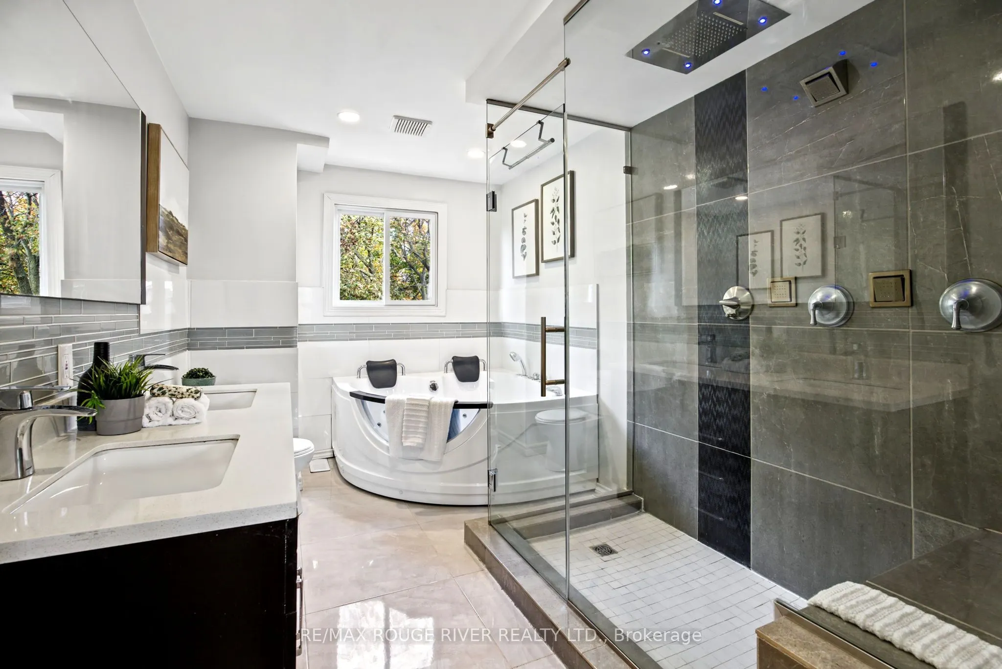 7 Greenview Court