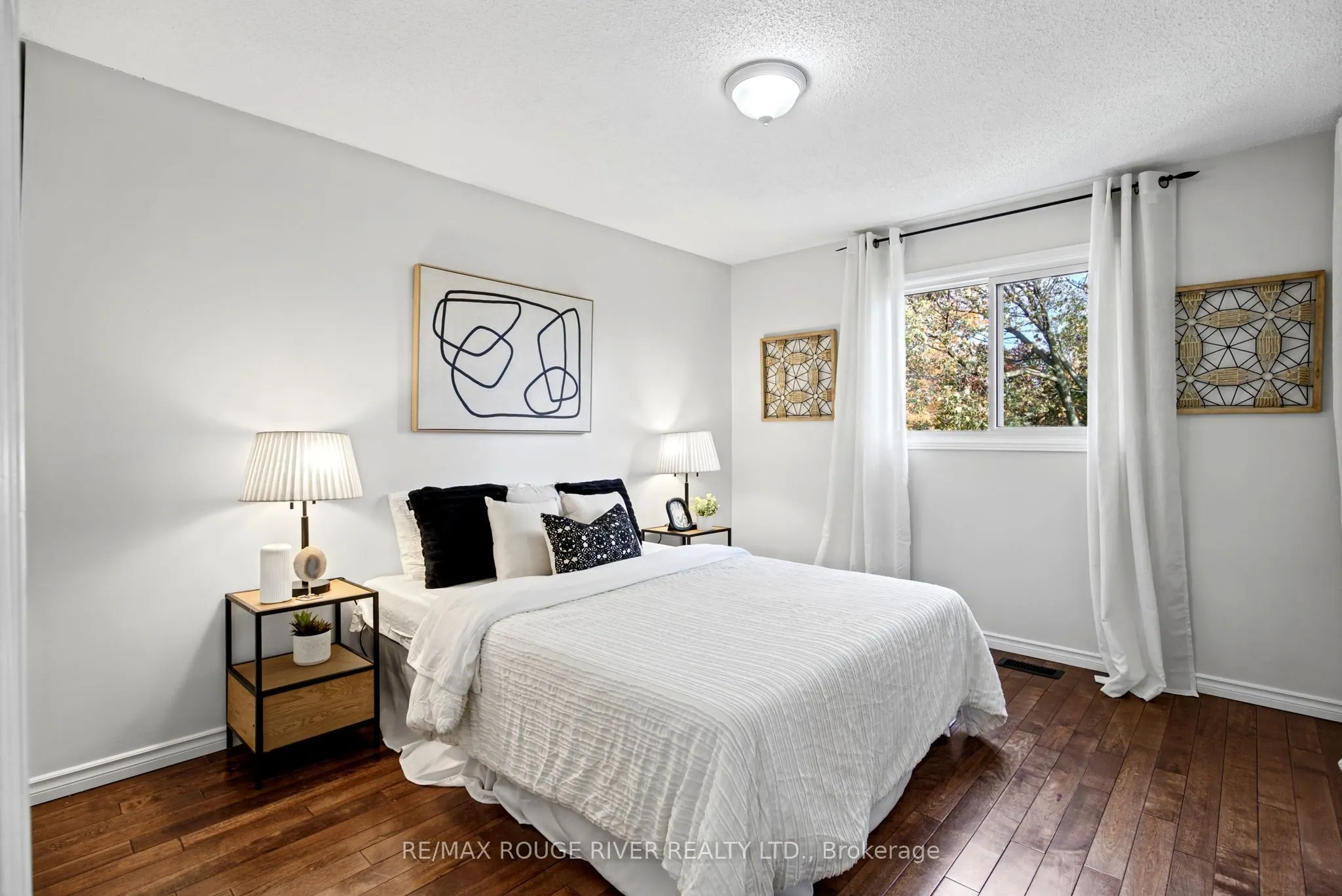 7 Greenview Court