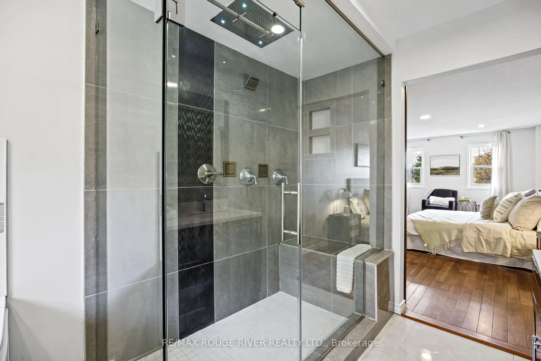 7 Greenview Court