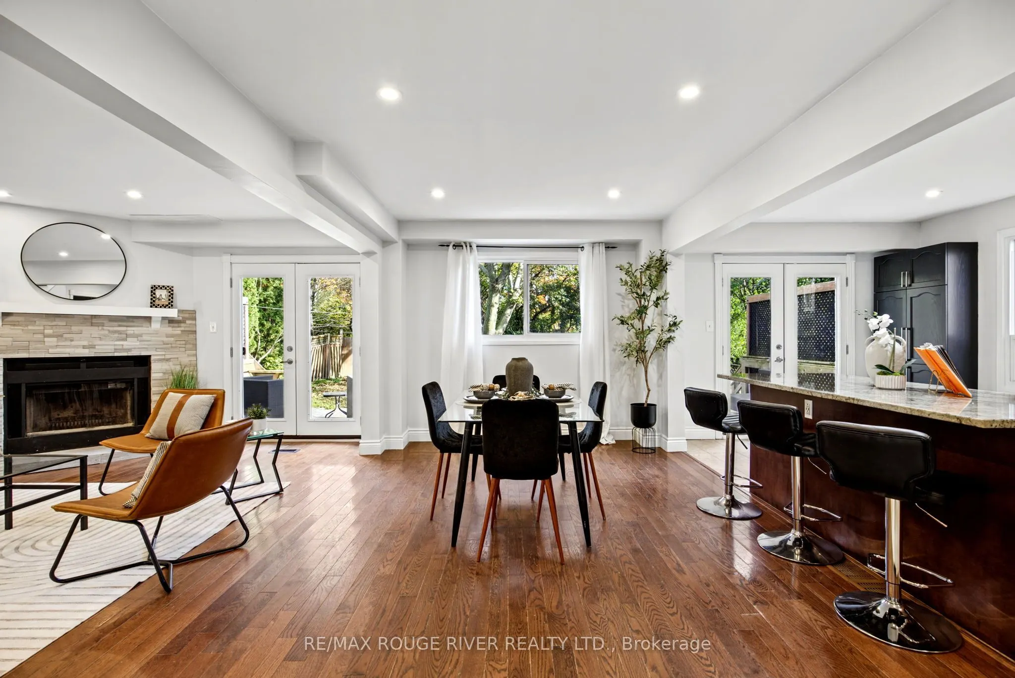 7 Greenview Court