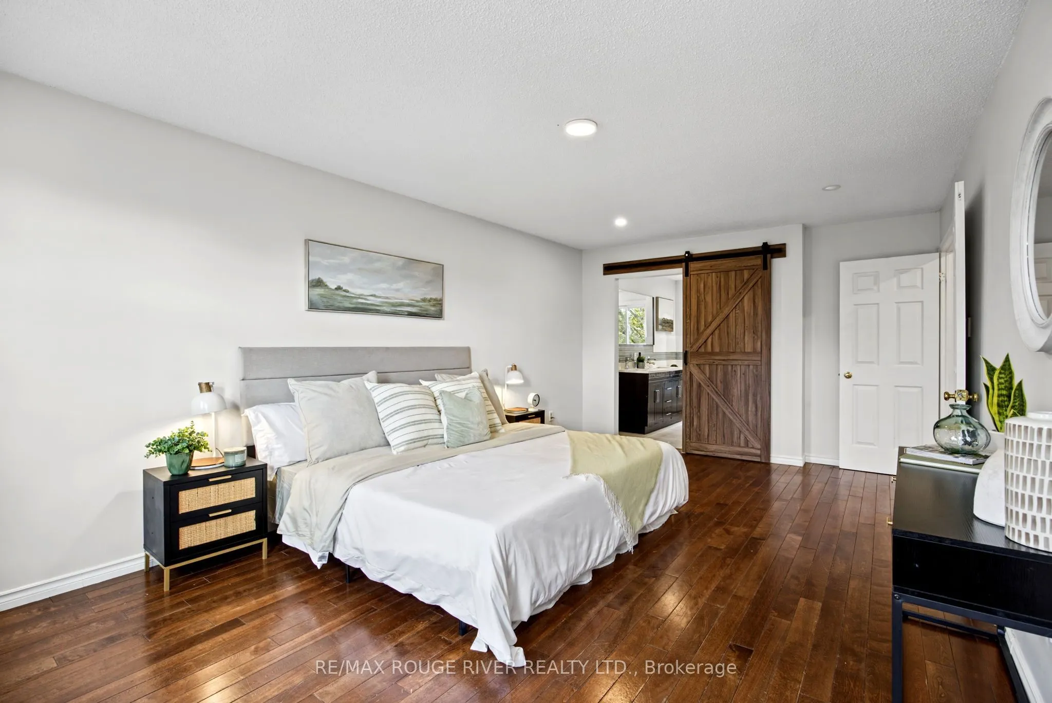7 Greenview Court