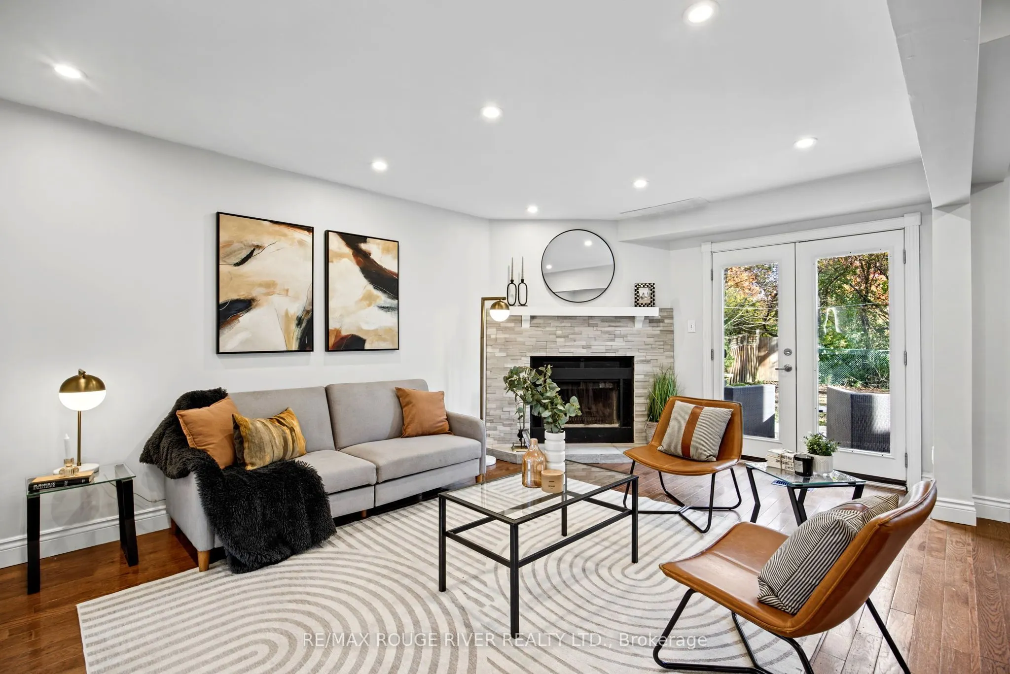 7 Greenview Court