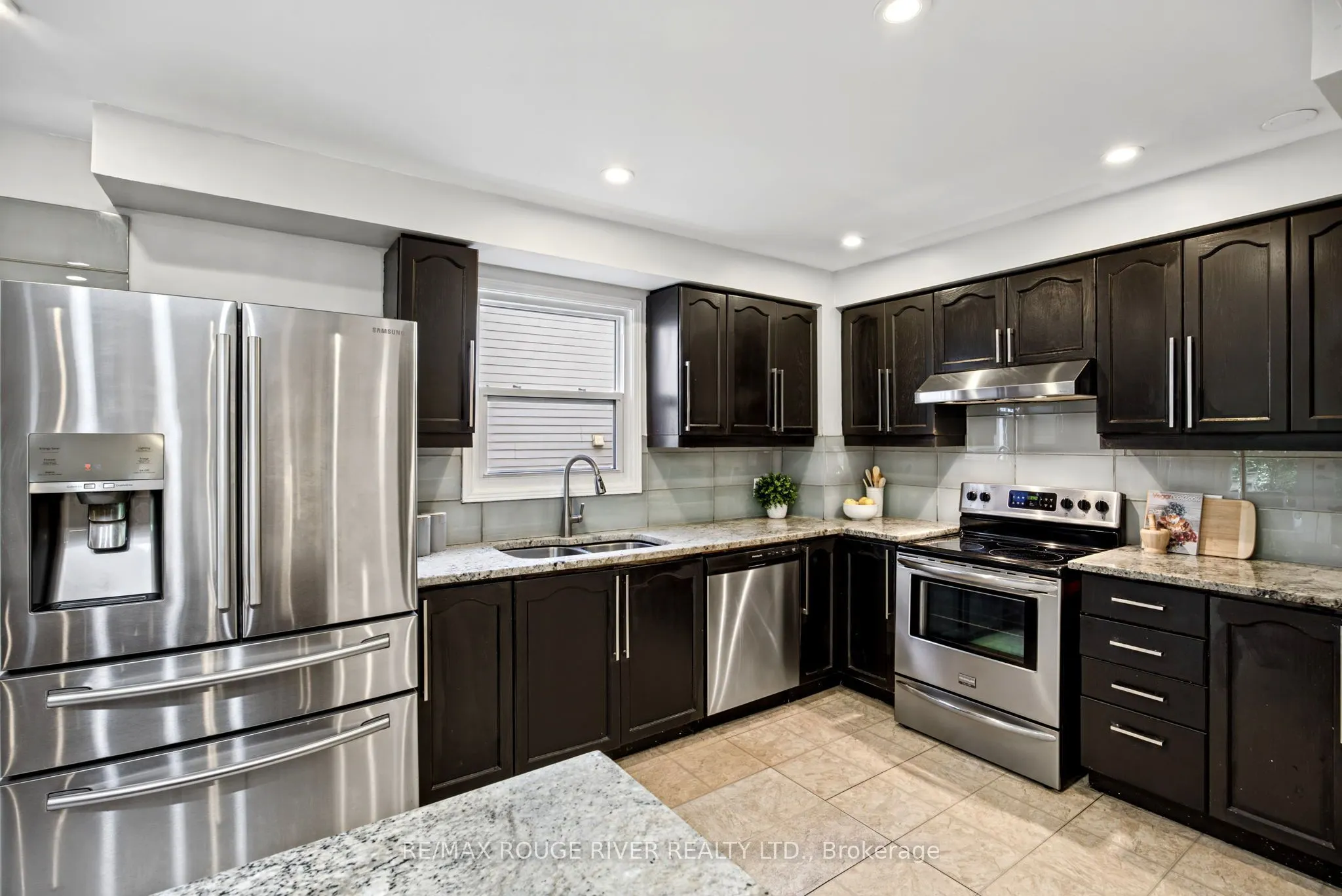 7 Greenview Court