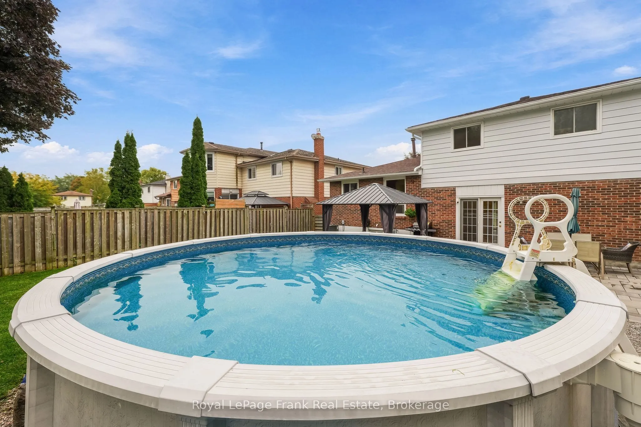 15 Hillier Street