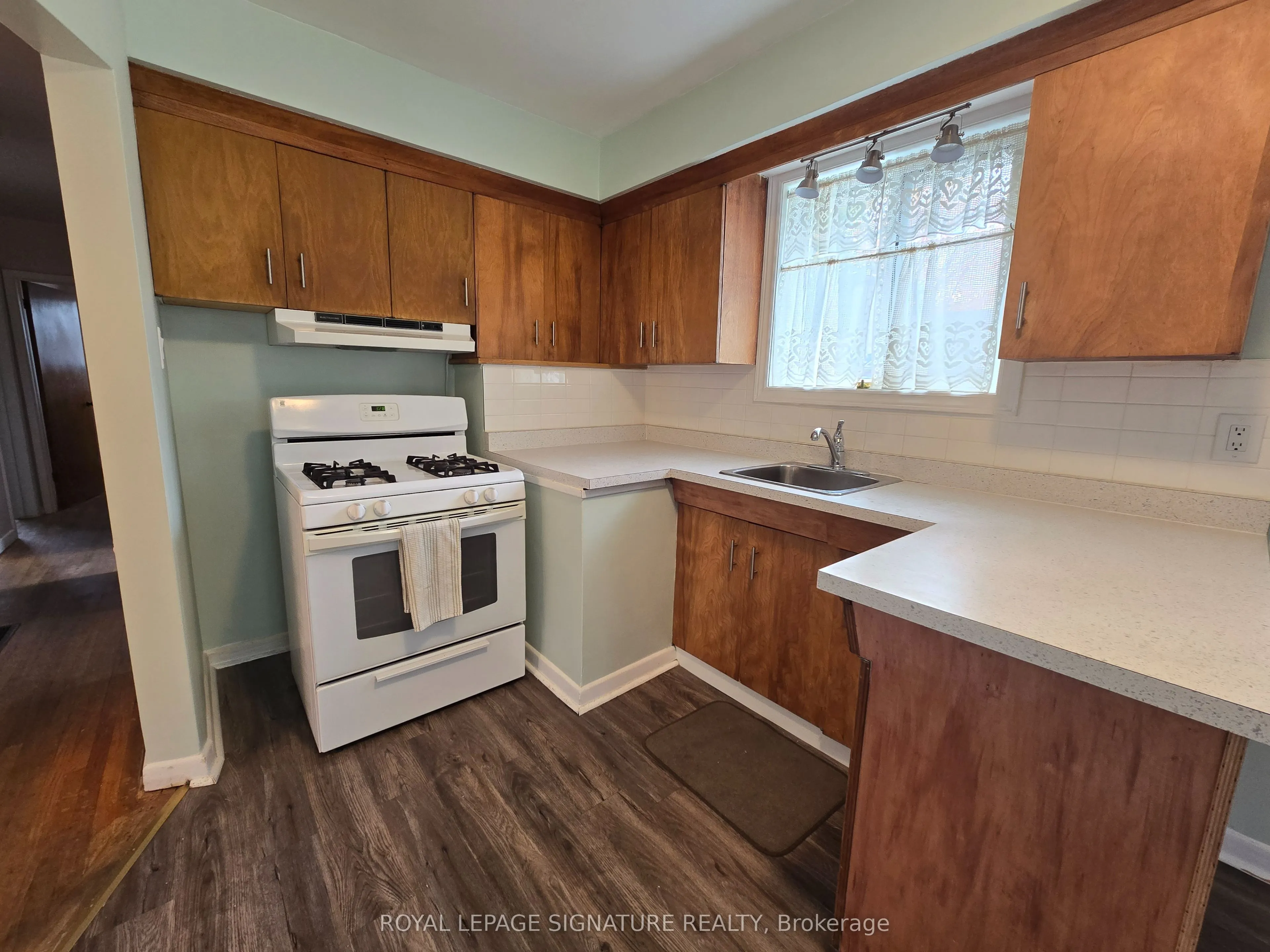 7 Scotchdale Avenue