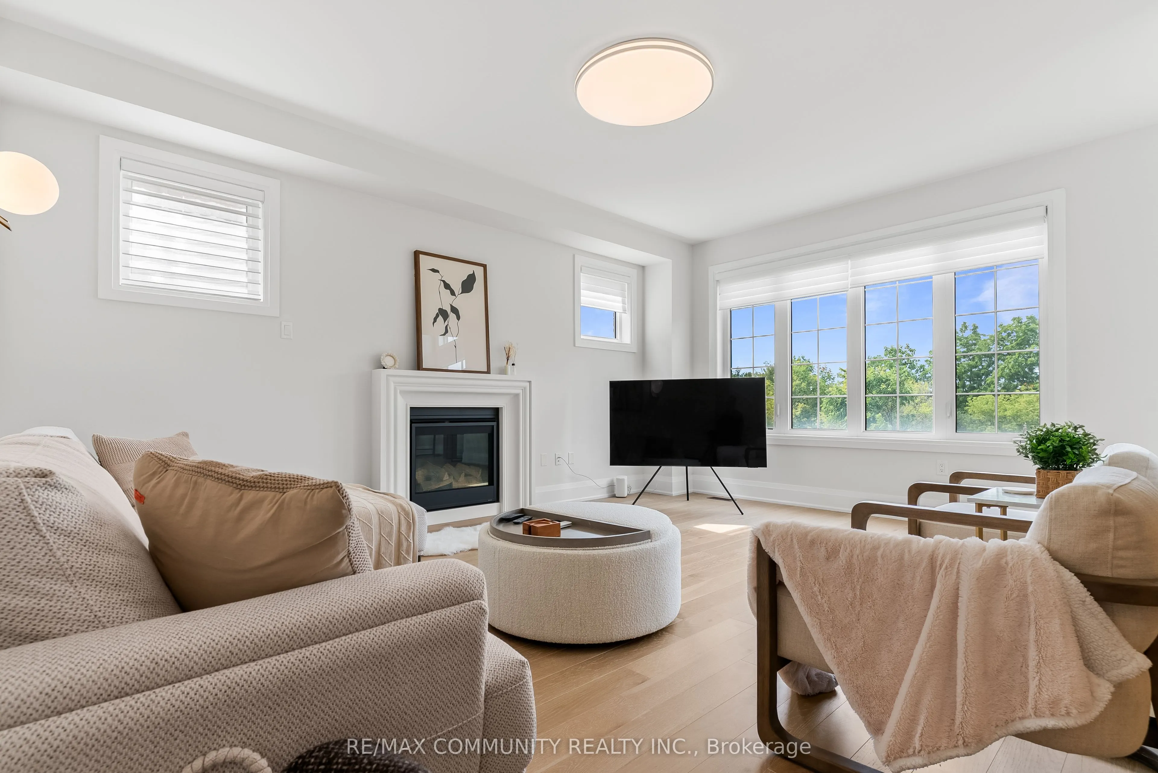 2511 Florentine Place