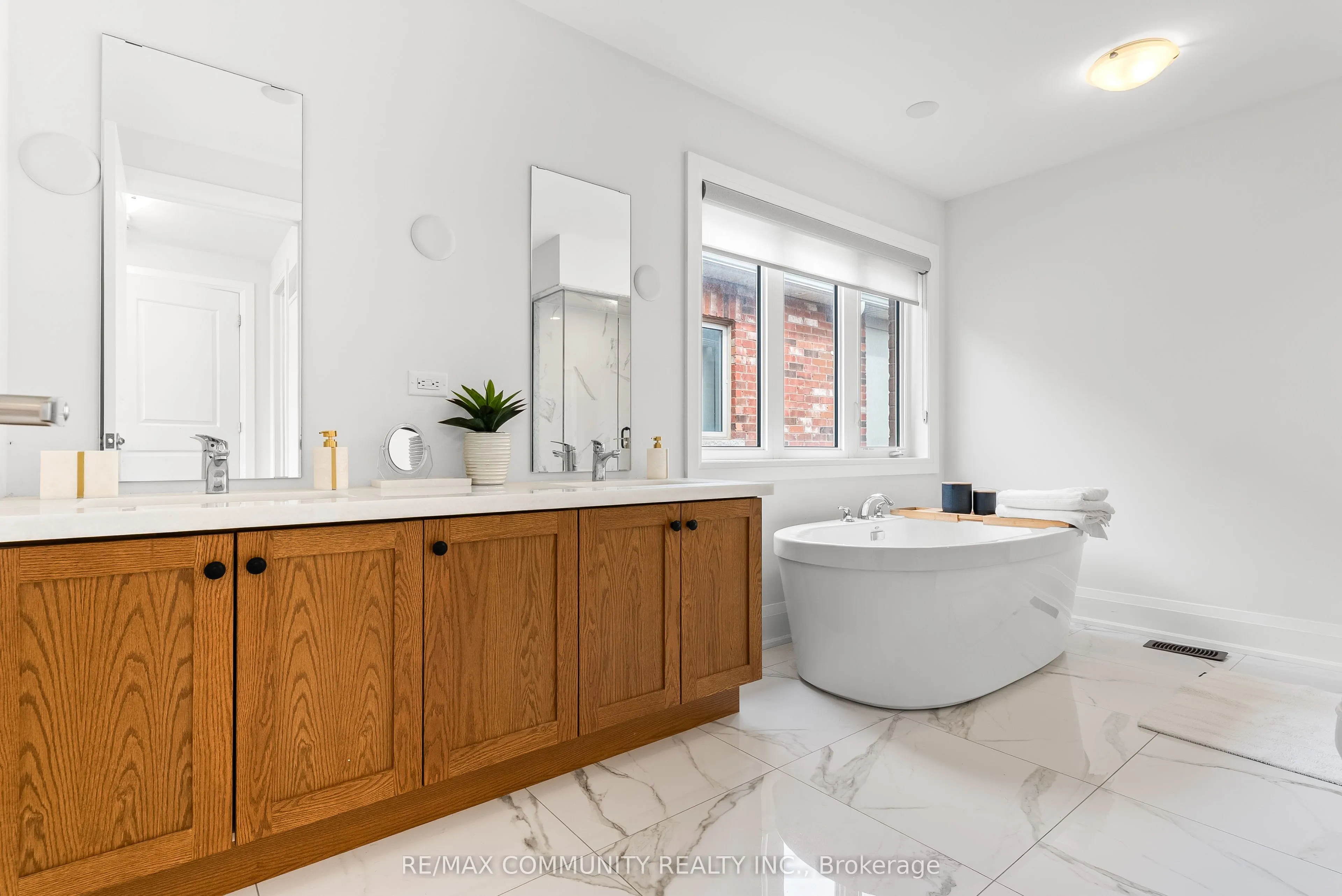 2511 Florentine Place