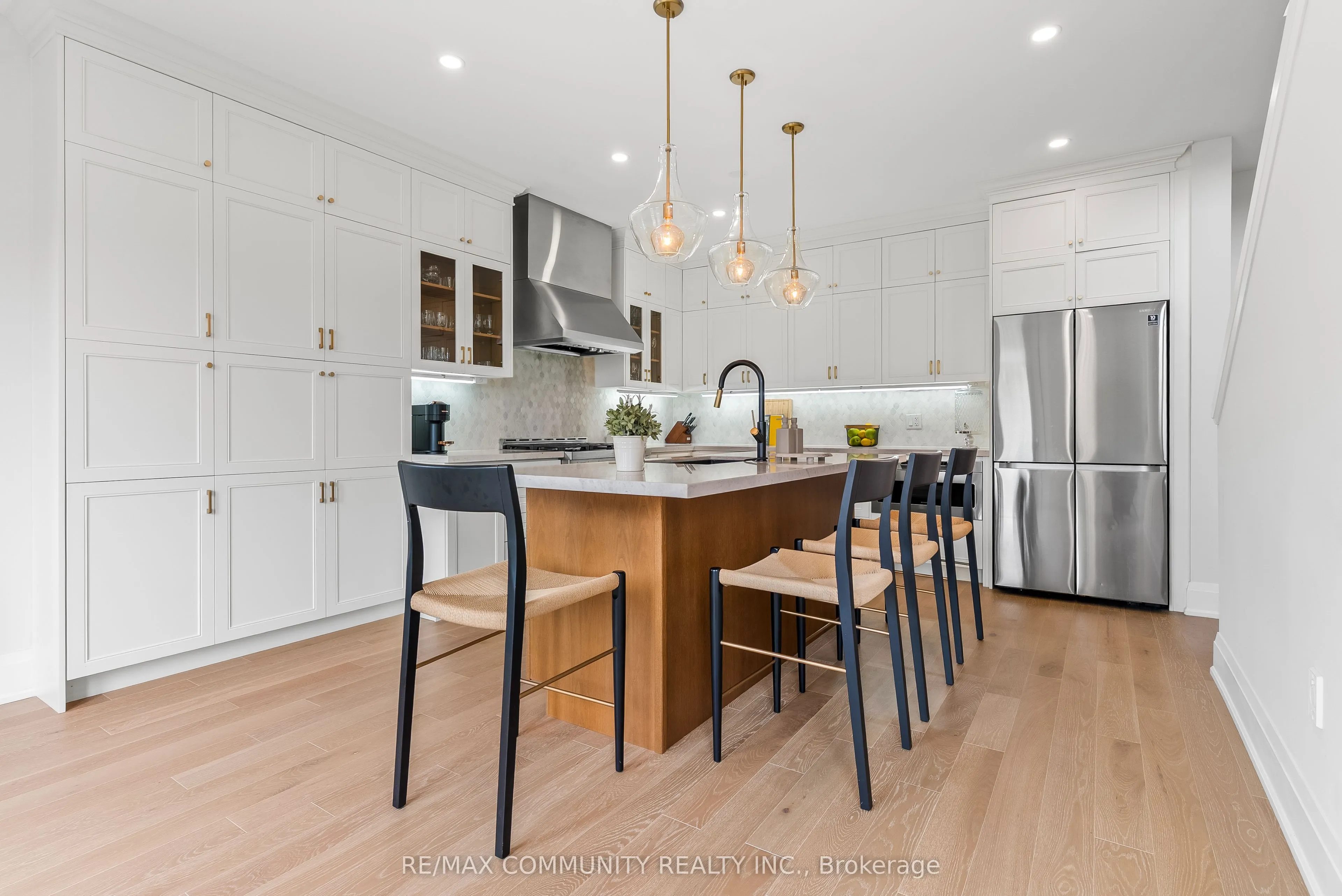 2511 Florentine Place
