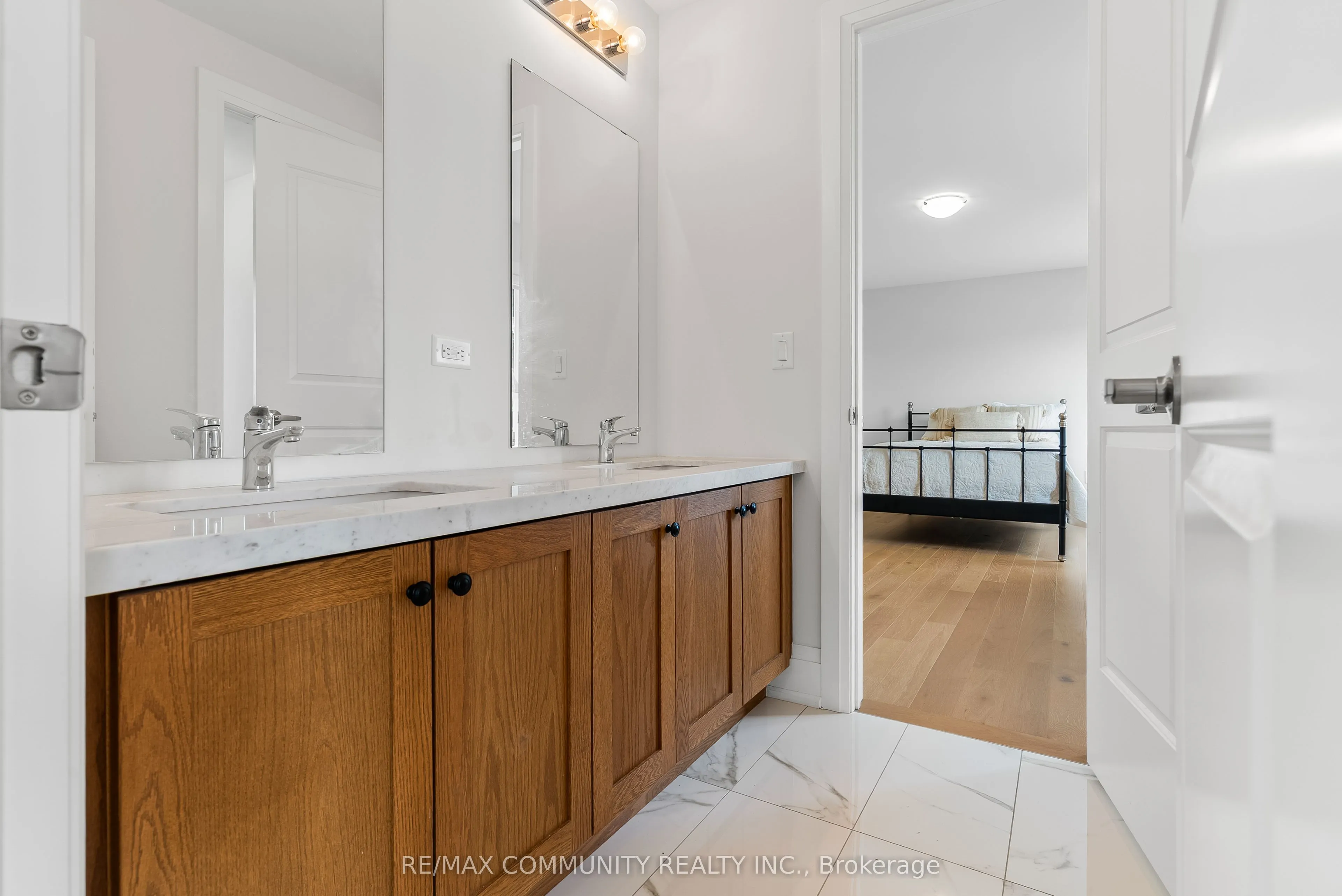 2511 Florentine Place