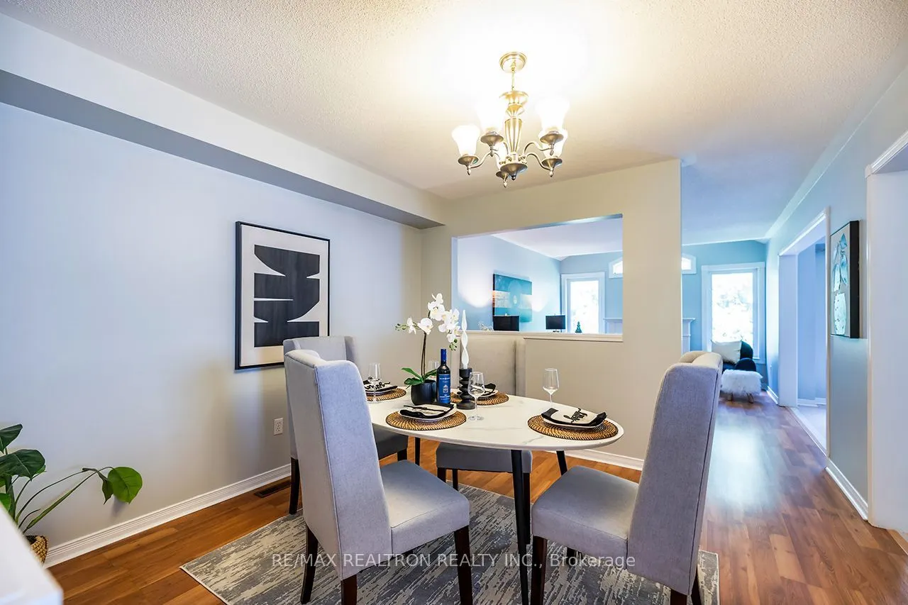 82 Beachgrove Crescent