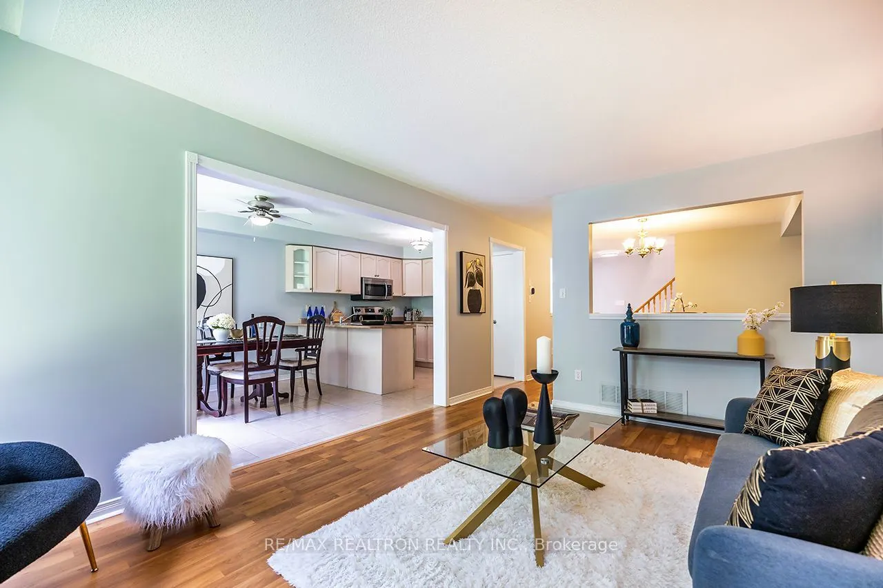 82 Beachgrove Crescent